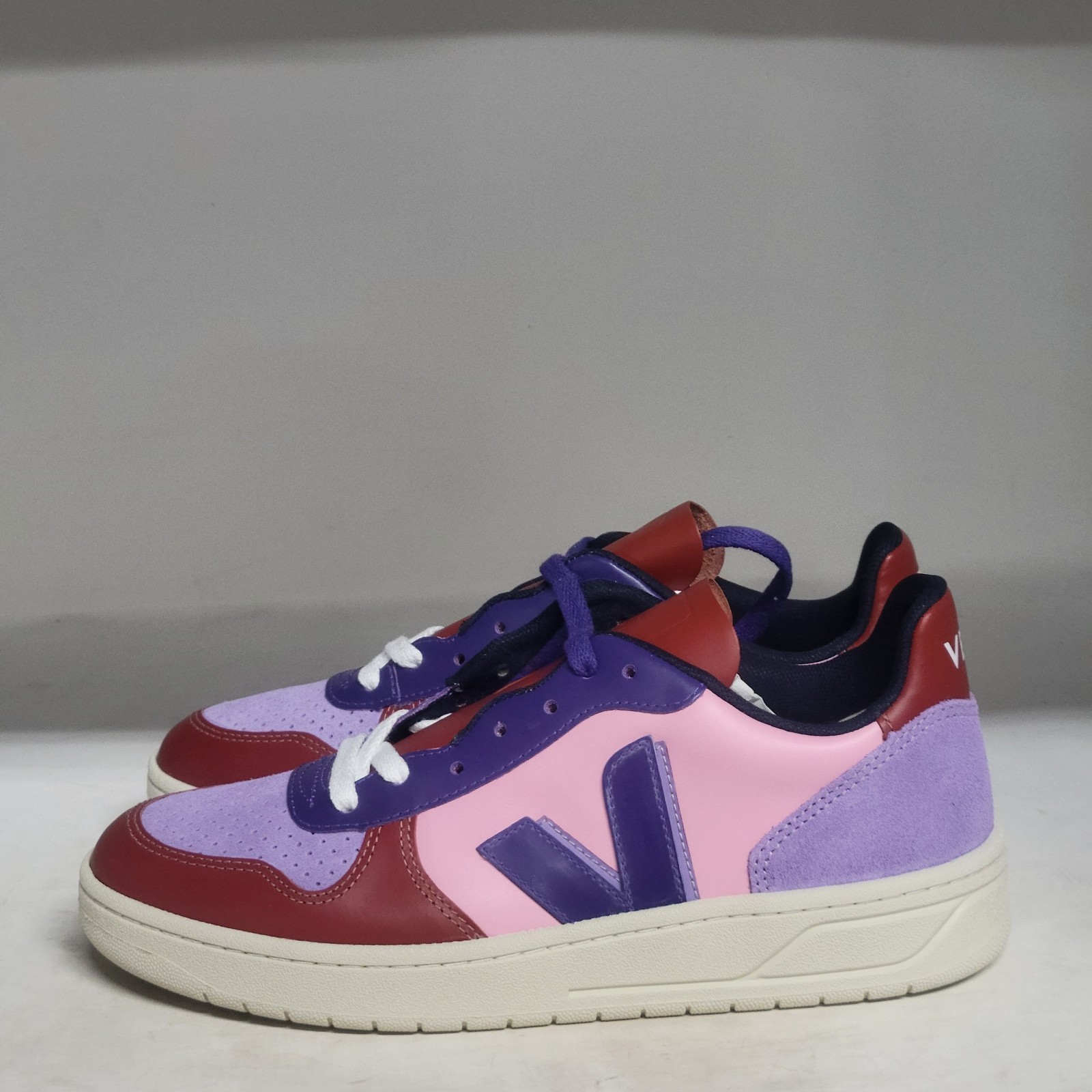 Veja x Make My Lemondade V-10 Guimauve Womens Size 9M