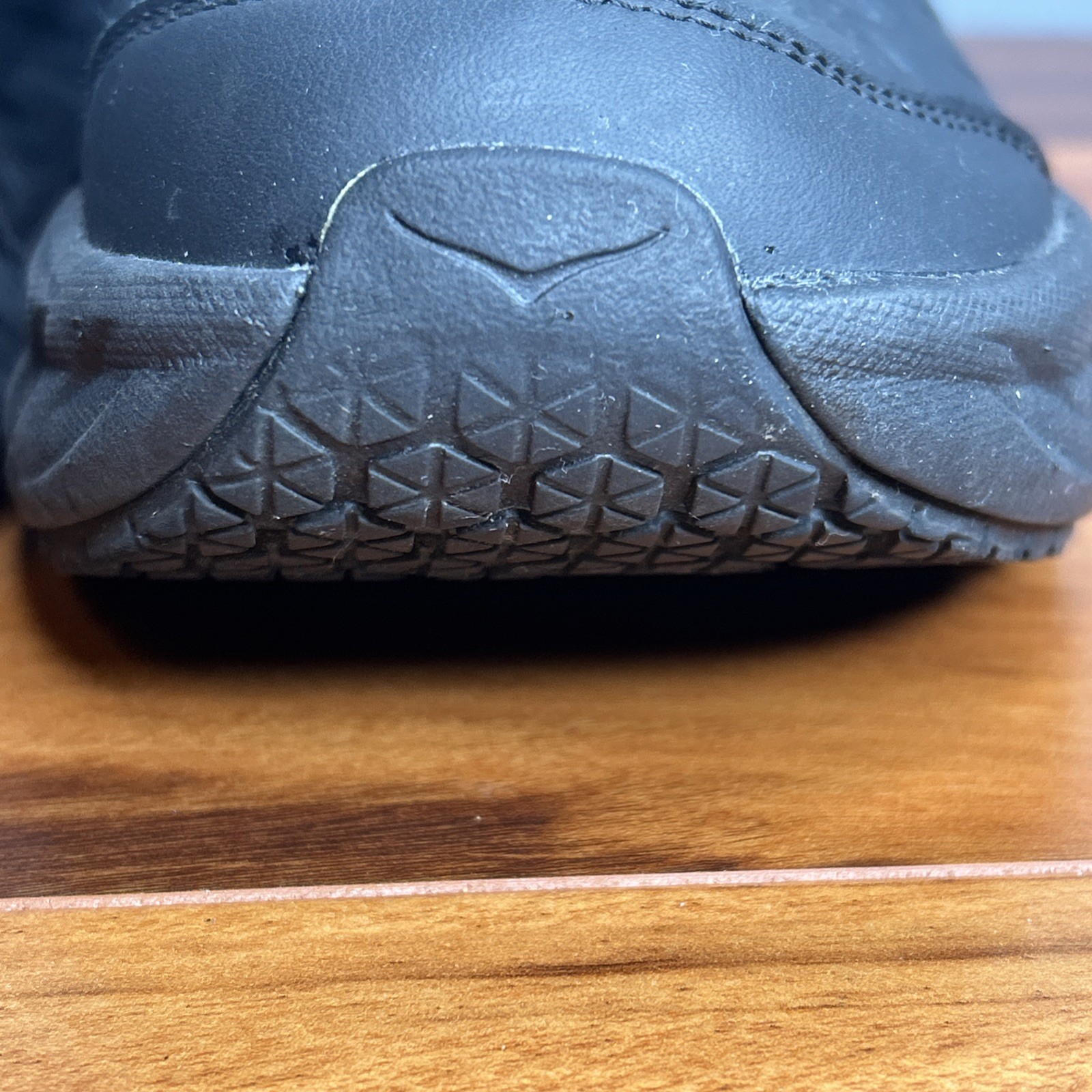 Hoka One One Bondi SR Womens 7.5 Black Leather Slip Resistant Work Shoes