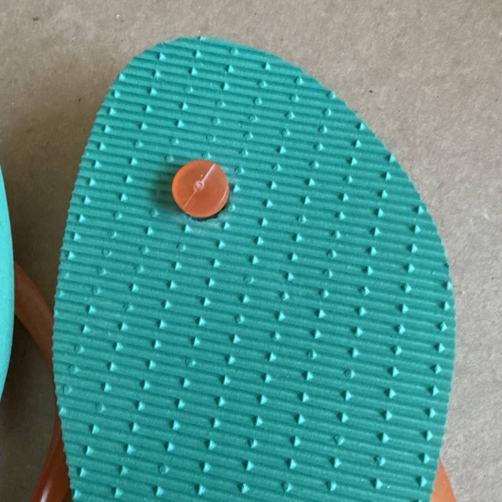 Havaianas Slim Green Pool Party Design with Orange Gel Straps 41/42 – New