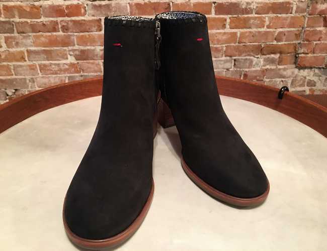 ED Ellen Degeneres Black Nubuck Leather Susumu Ankle Boots NEW