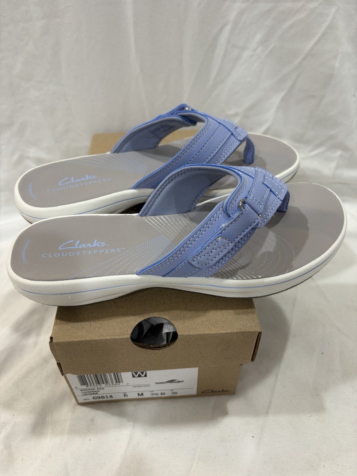Clarks Women’s Breeze Sea Flip Flops Sandals Cloudsteppers 6 M Lavender