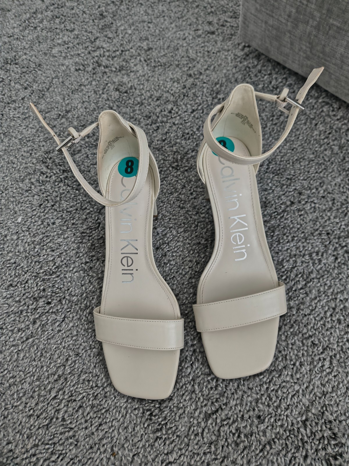 Calvin Klein Women’s Beige Ankle Strap Block Heel Sandals Size 8 New Without Box