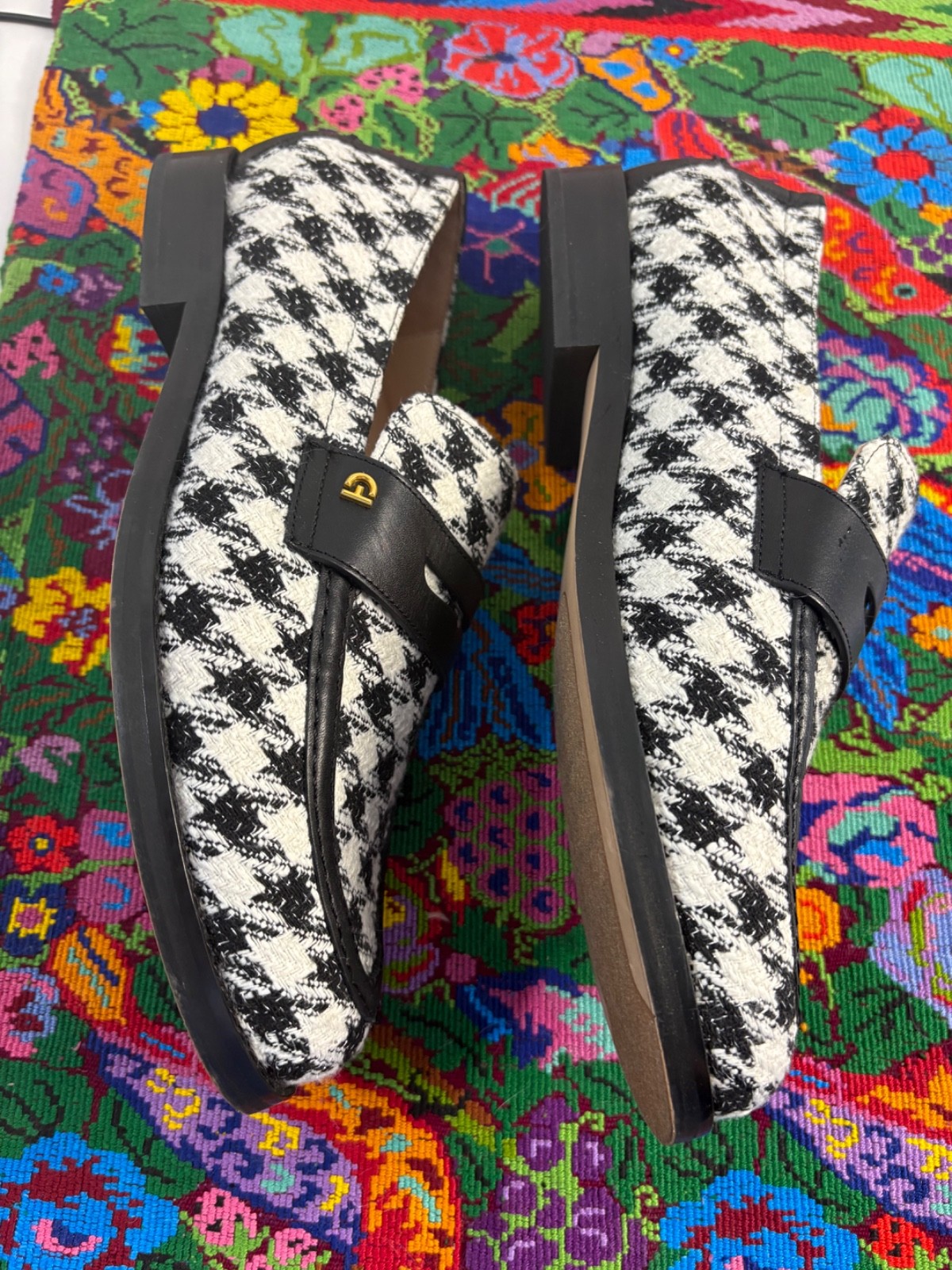 Cole Haan Women’s Lux Pinch Penny Loafer Houndstooth Black White Preppy 9.5B EUC