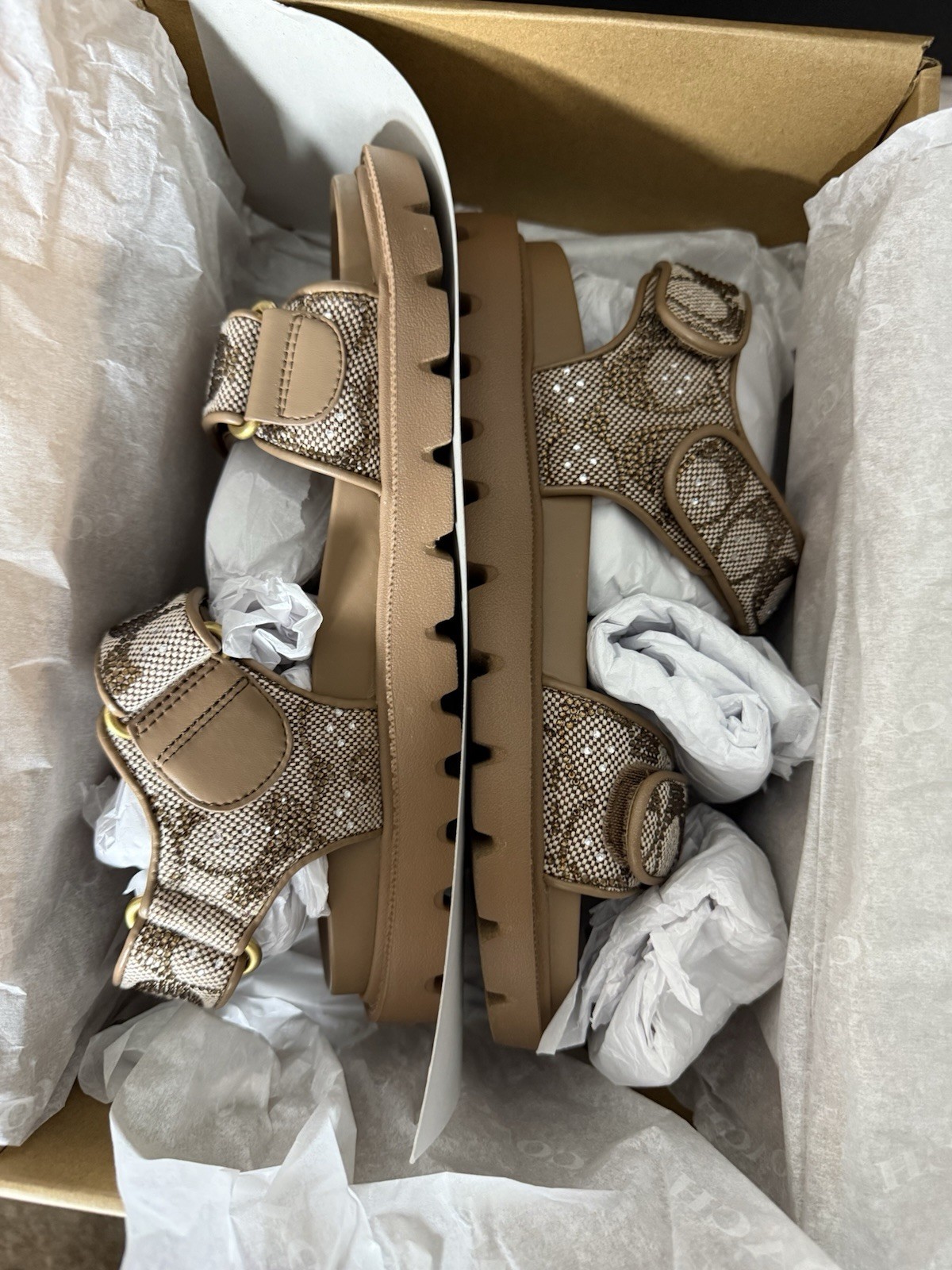 Coach Women’s Strappy Logo Sandals Beige Brown Adjustable Strap Size 6.5