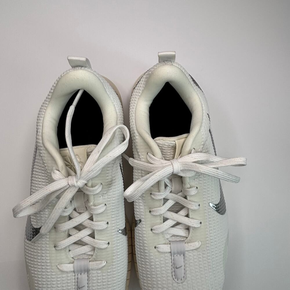 Nike Flex White Metallic Silver Women’s 7.5 Walking Running Shoes