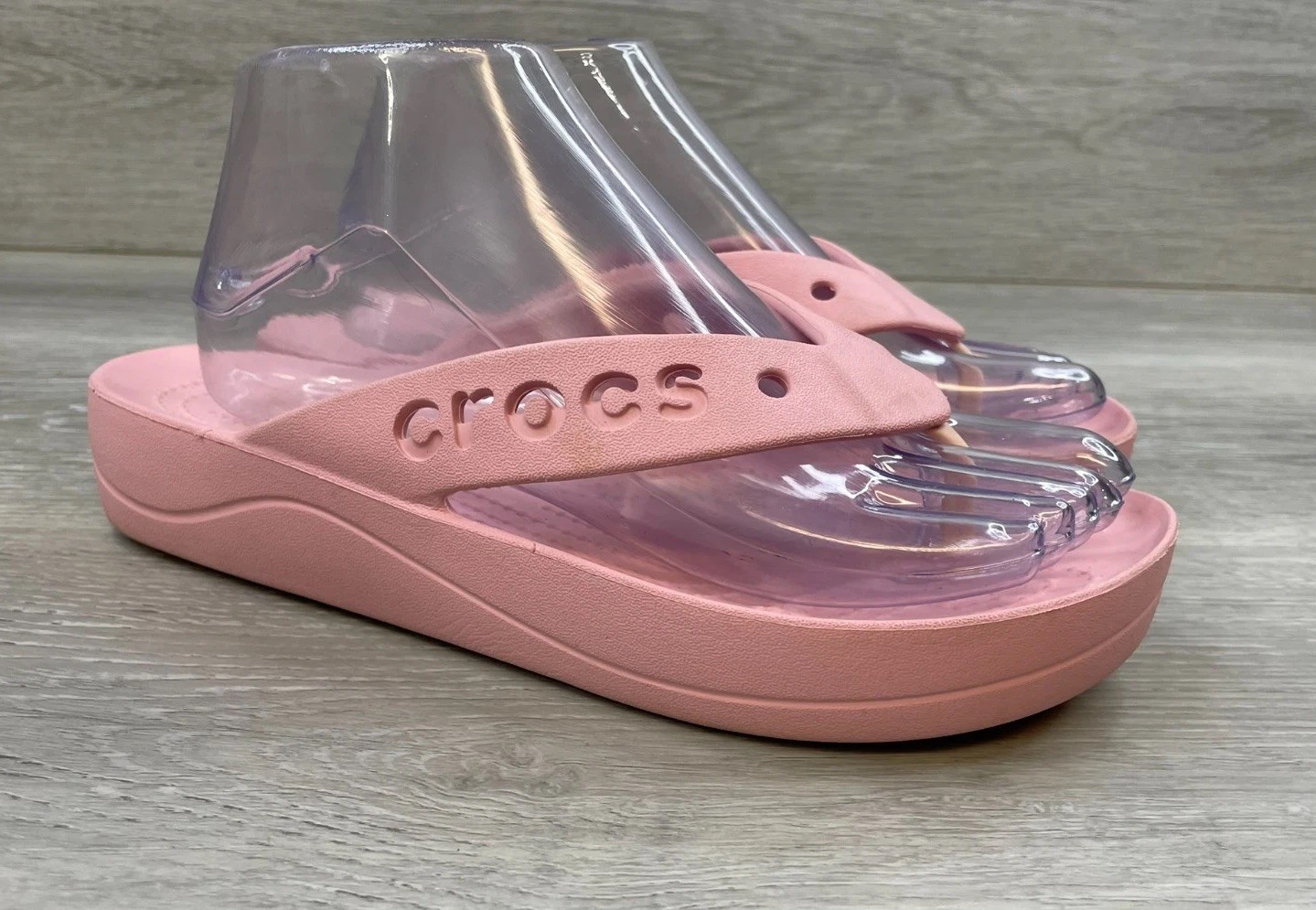 Crocs Baya Women’s Sandals Platform Flip Flop Thong Slip-On Rubber 8 Pink Shoes
