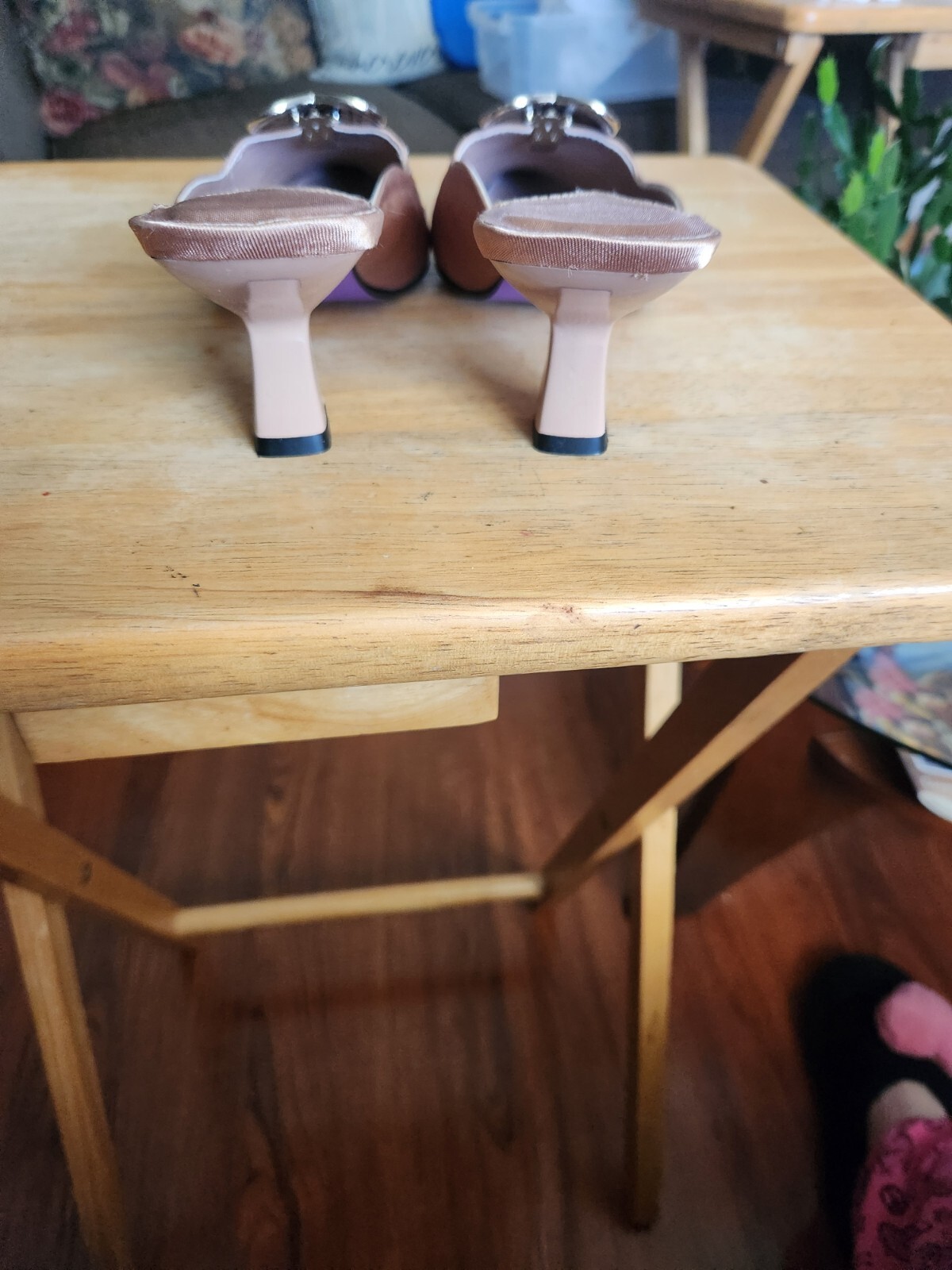 Beautiful Suzanne Somers Strapless Heels with Silver Heart Embellishment