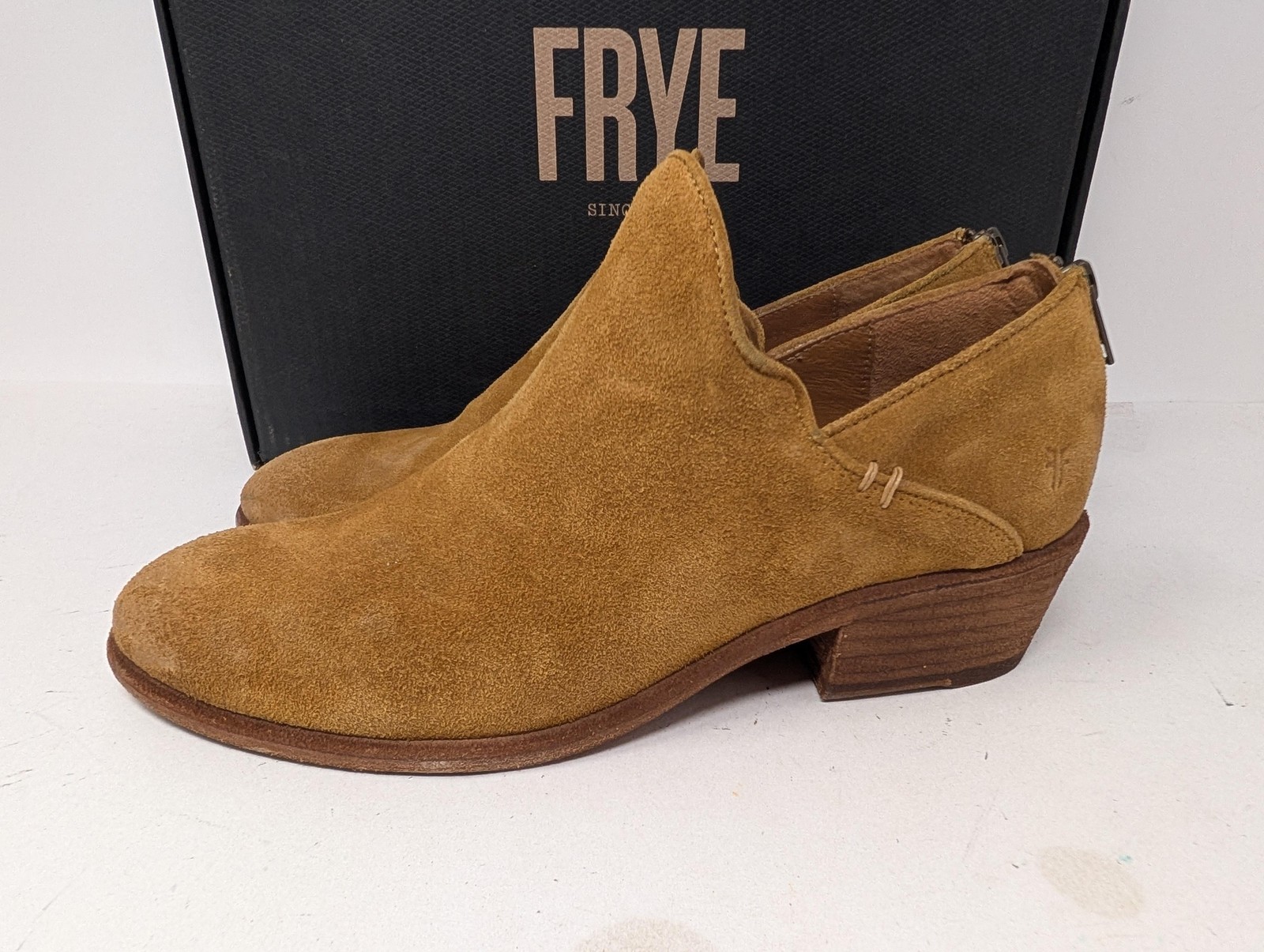 Frye Boots Womens Size 9 Brown Suede Carson Shootie Ankle Booties Western Brandy