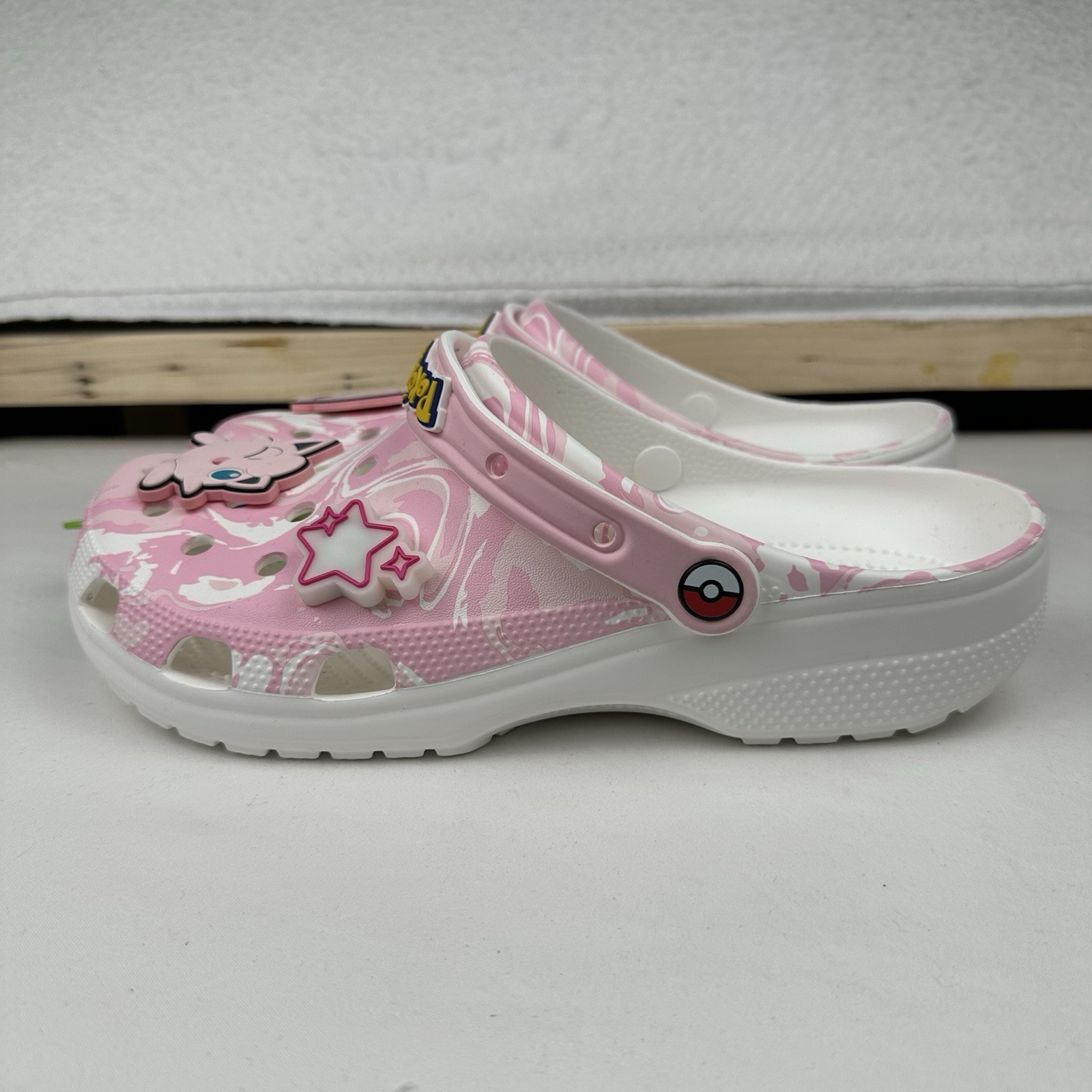 Crocs x Pokemon Classic Clog Pink Jigglypuff Light Up Unisex Size M11/W13