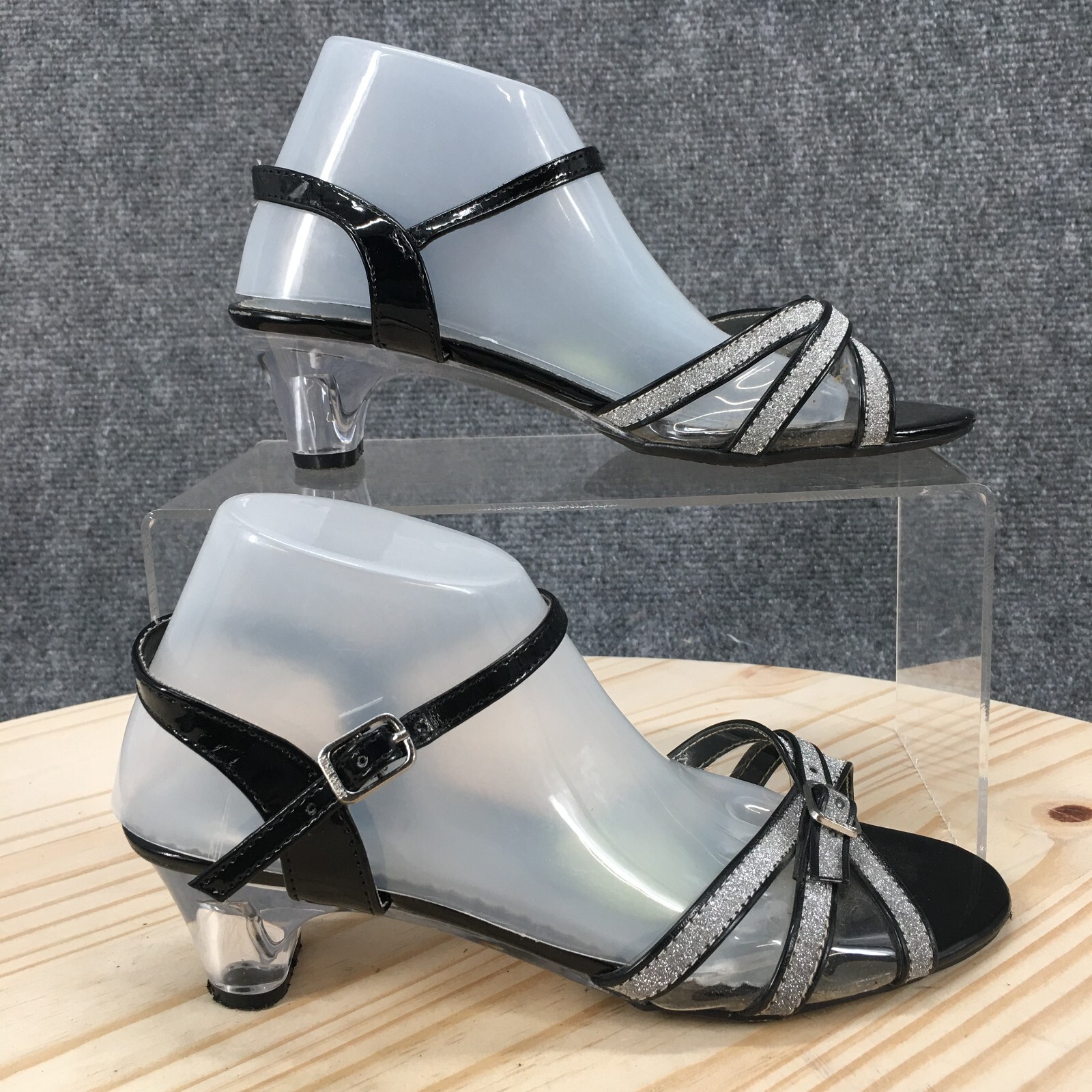 Nine West Sandals Youth 2.5 M Fairytale Black Faux Leather Buckle Strap Open Toe