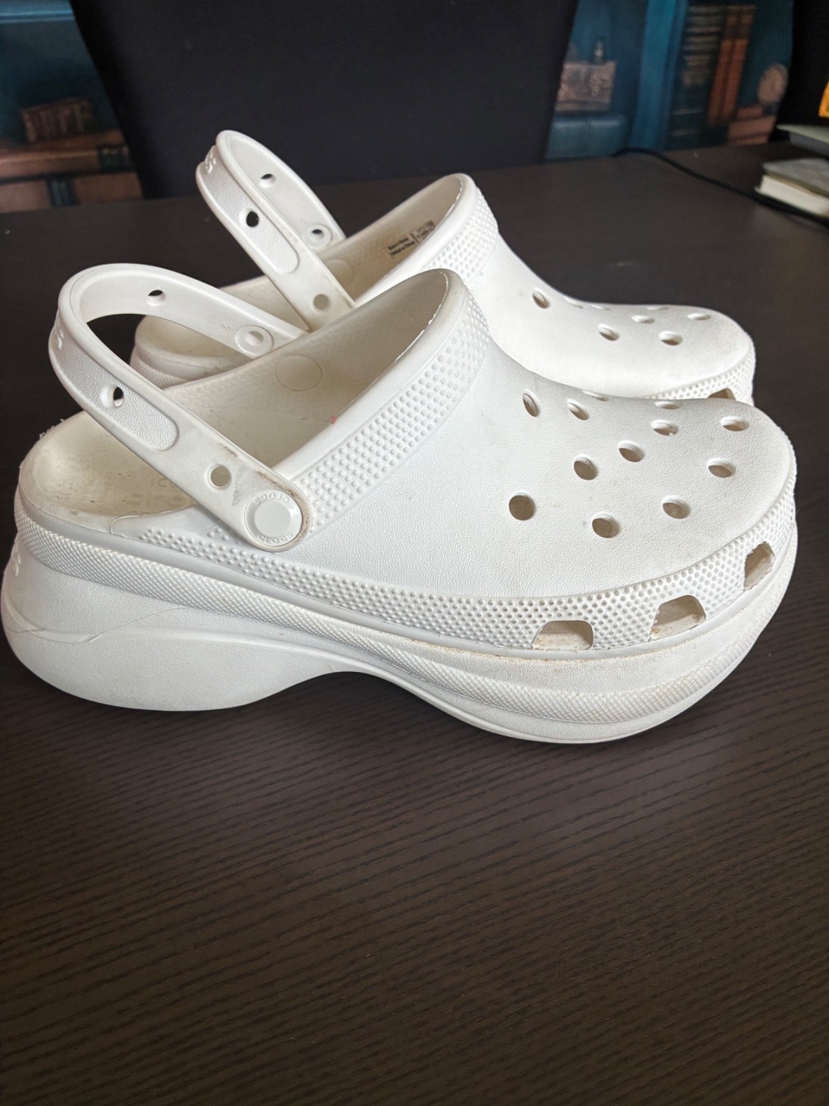 womens crocs wedge sandals size 8