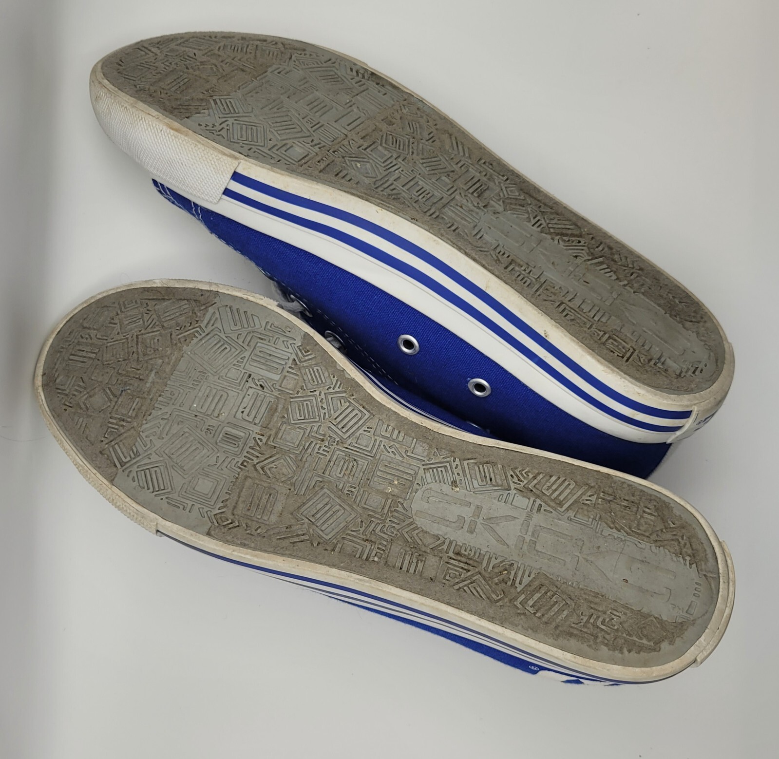 SKICKS Duke Blue Devils Unisex Low Top Sneaker Sz Women 7M