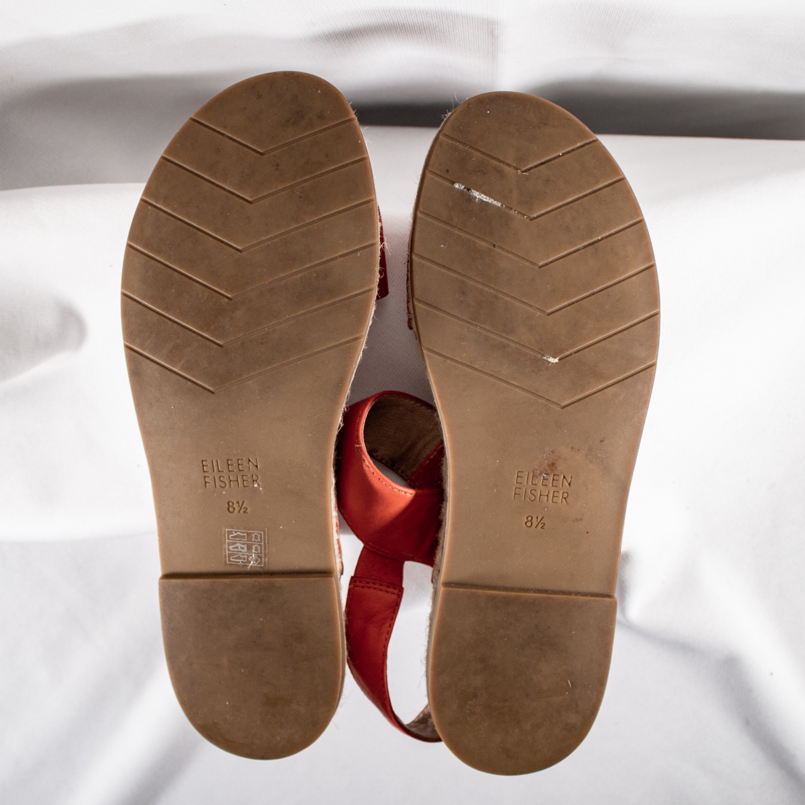 EILEEN FISHER New Orange Beige Solid Women Genuine Leather Flat Sandals Size 8.5