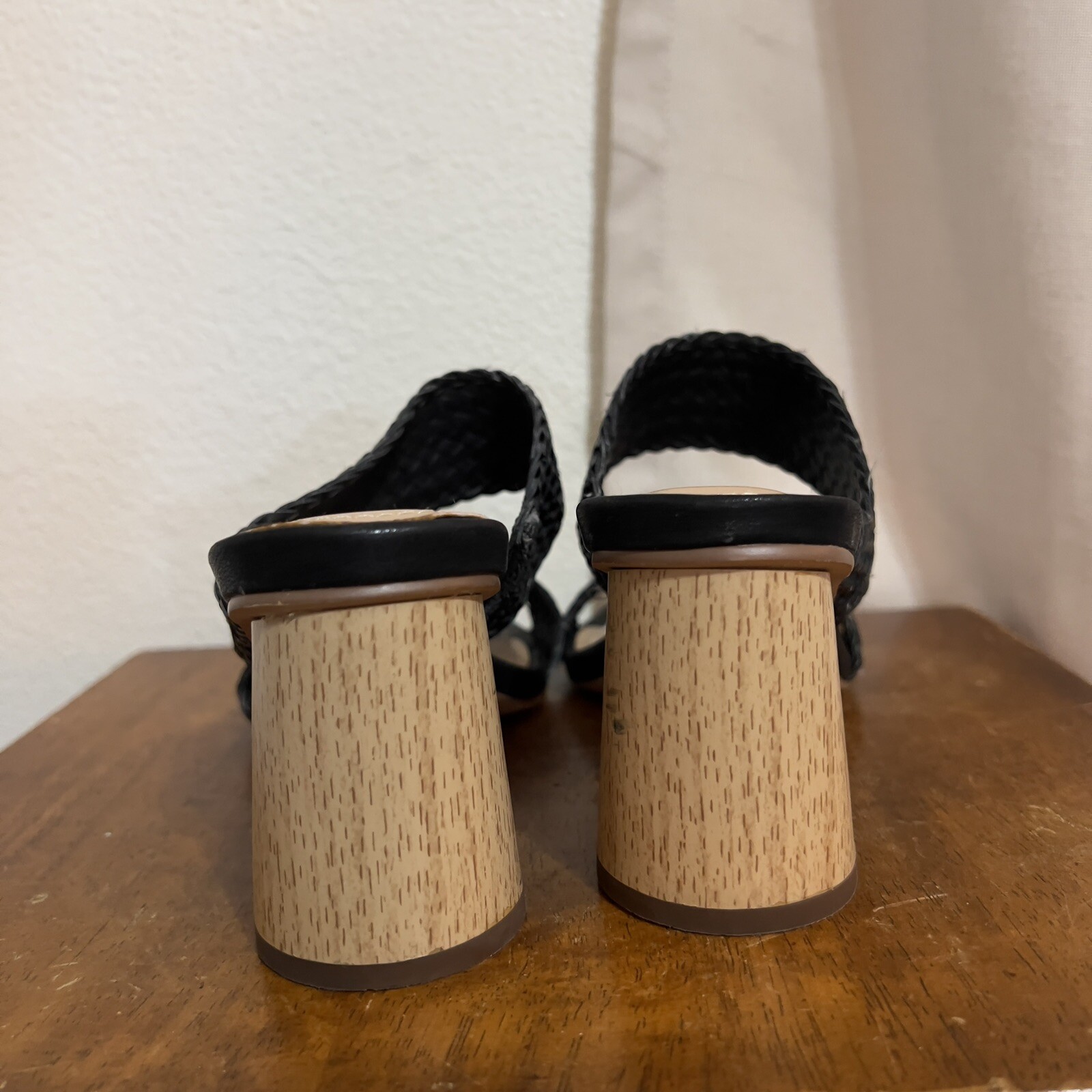CUSHIONAIRE Womens Ilya Woven Band Strap Low Block Heel Slide Sandal Memory Foam