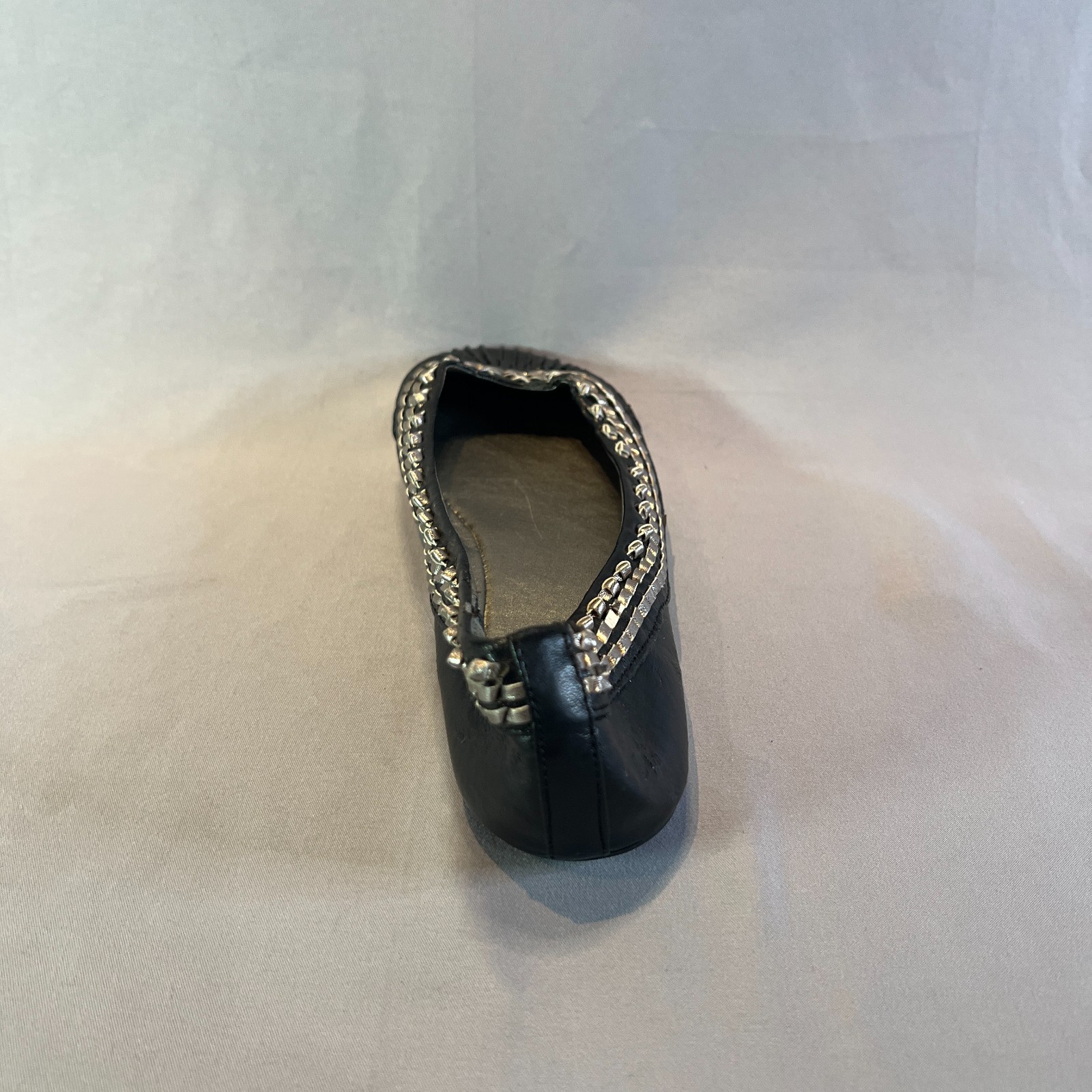 Soda Ballet Womens 7.5 Core Black Silver Round Toe Comfort Casual Slip On Flats