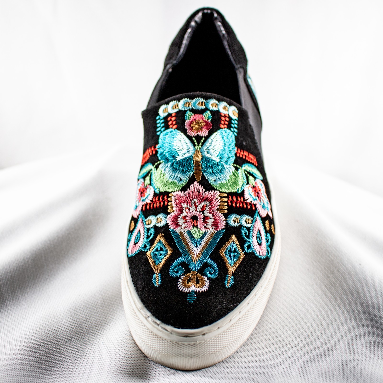 JOHNNY WAS Multicolor Floral Butterfly Embroidered Women Sneaker Shoes Size 8