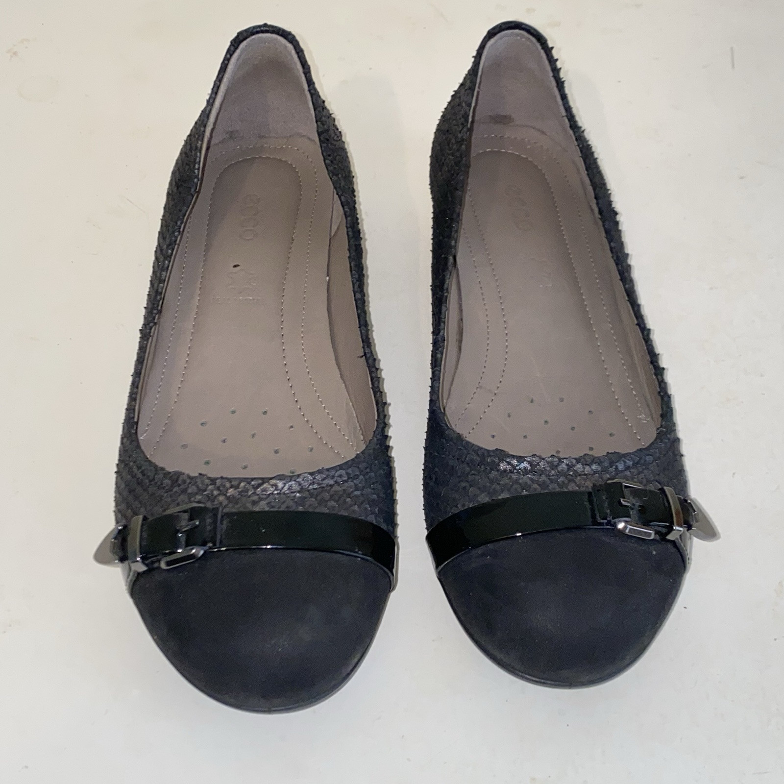 Ecco Touch 15 Black Reptile Cap Toe Ballet Flats Womens Size 35 (US 4 – 4.5 )