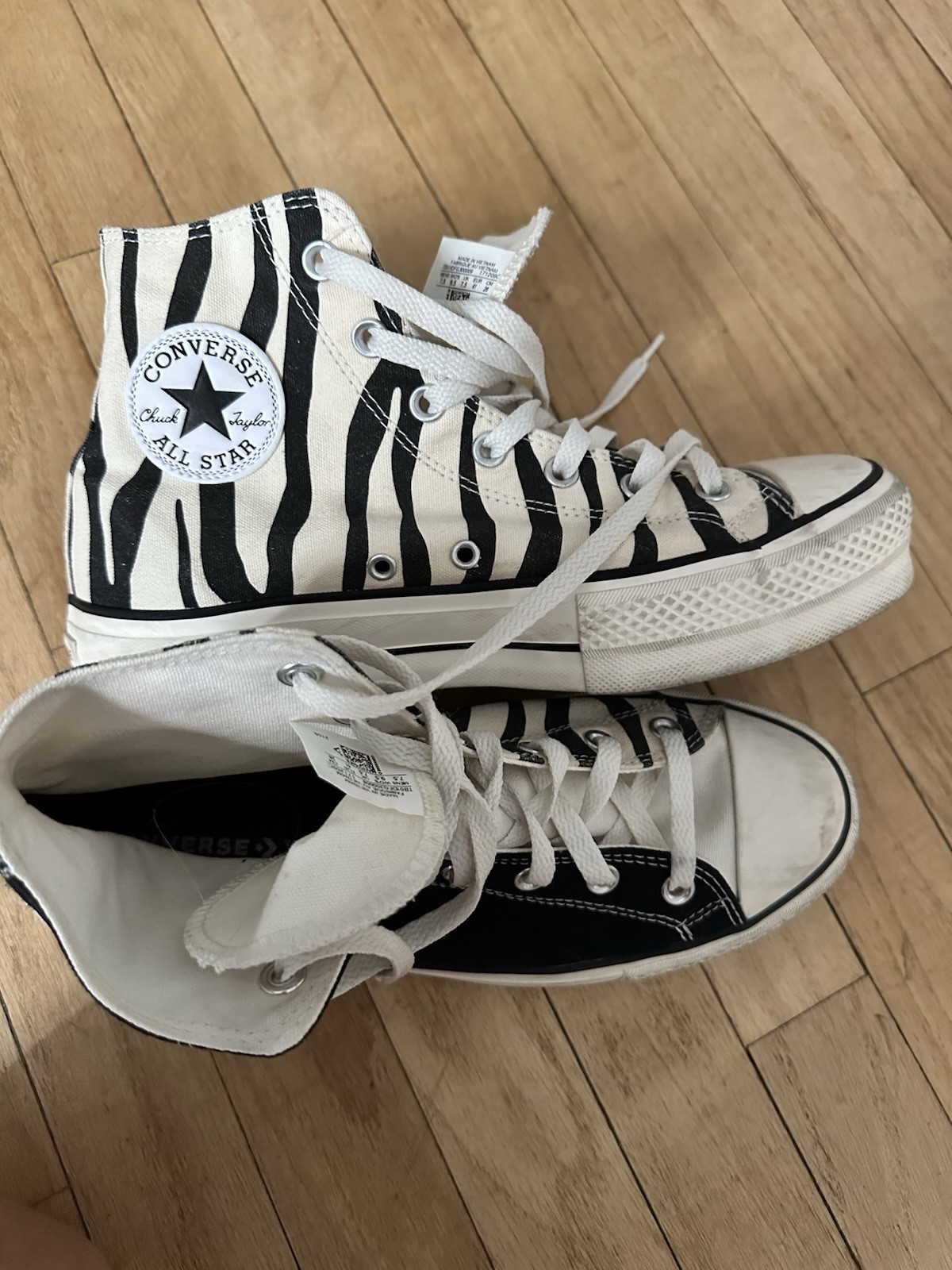 Size 9.5 W / 7.5 M – Converse Chuck Taylor All Star 70s Black/White Zebra Print