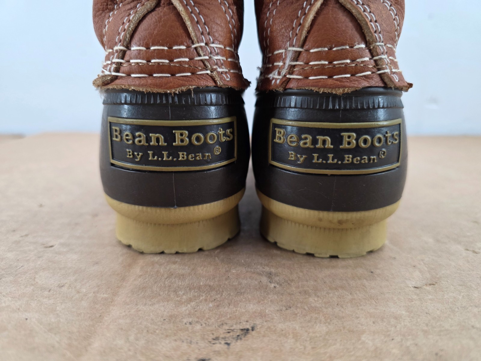 LL Bean Womens Size 6 M Duck Boots 6 Eye 8″ Tan Brown Unlined Made In USA