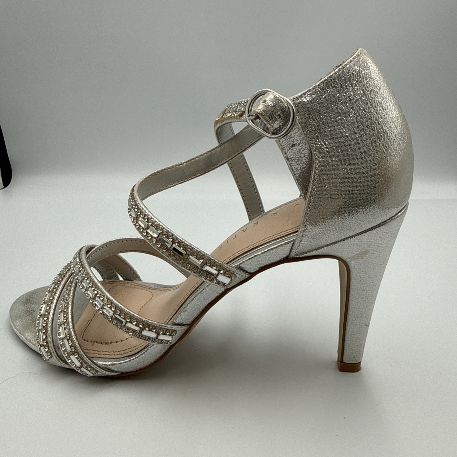 KELLY & KATIE Women’s REEKIE Silver/Rhinestone SANDALS / HEELS – Size: 7