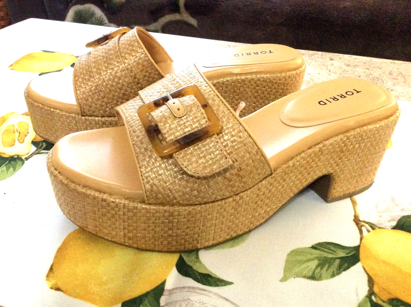 Torrid Tortoise Shell Buckle Platform Wedge Sandals Wicker Look Women Sz 11.5 WW