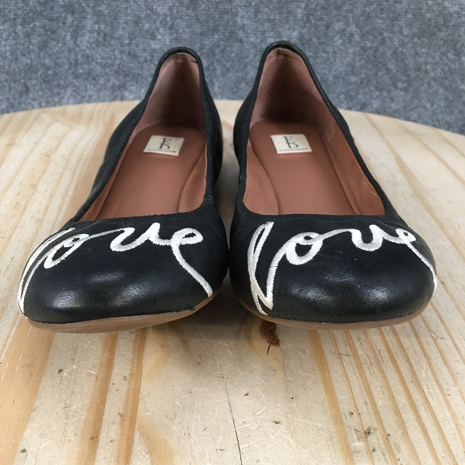 ED Ellen DeGeneres Love Shoes Womens 8 M Langston Ballet Flats Black Leather