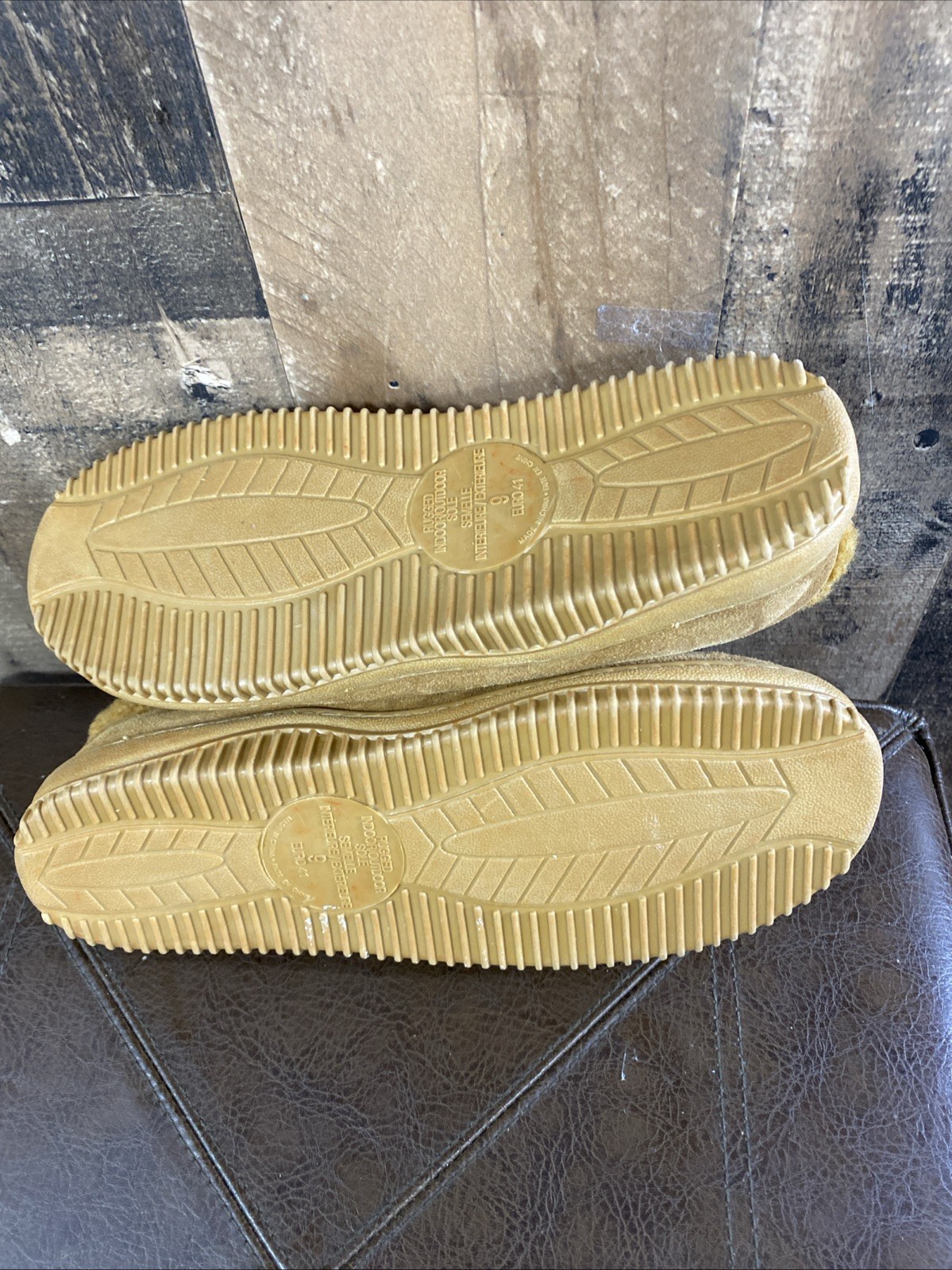 Wanderlust Women Microsuede Indoor Outdoor Rugged Slippers Size L 9 Tan
