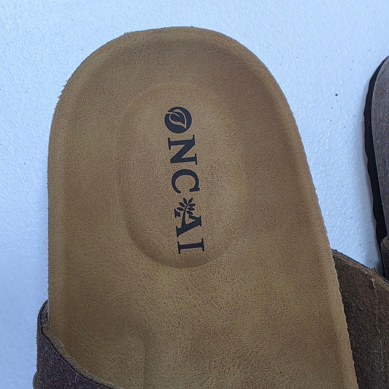 NCAI Boho Brown Vegan Suede Flats Double Strap Buckle Slide Sandals Womens 6 New