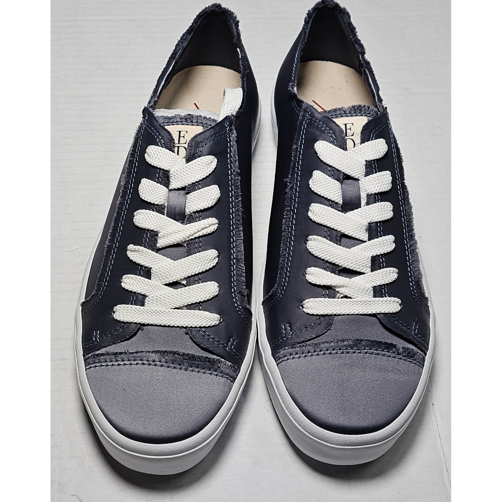 ED By Ellen DeGeneres Doran Sneakers Sateen Steel Blue Women’s 9.5M Shoes New