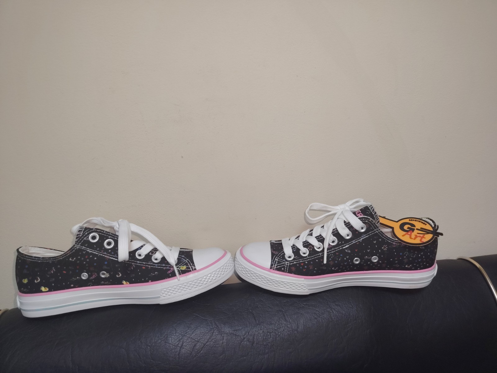 Limited Edition sneakers – exclusive Dockers by Gerli X Art model