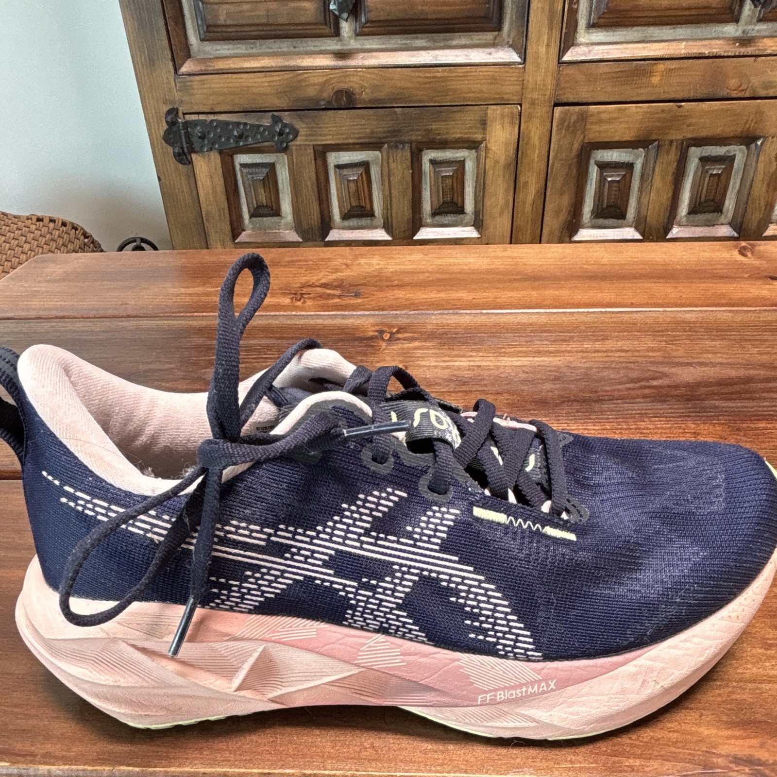 ASICS Women’s Blue/White Low Top Lace-Up Athletic Sneaker, Activewear Casual