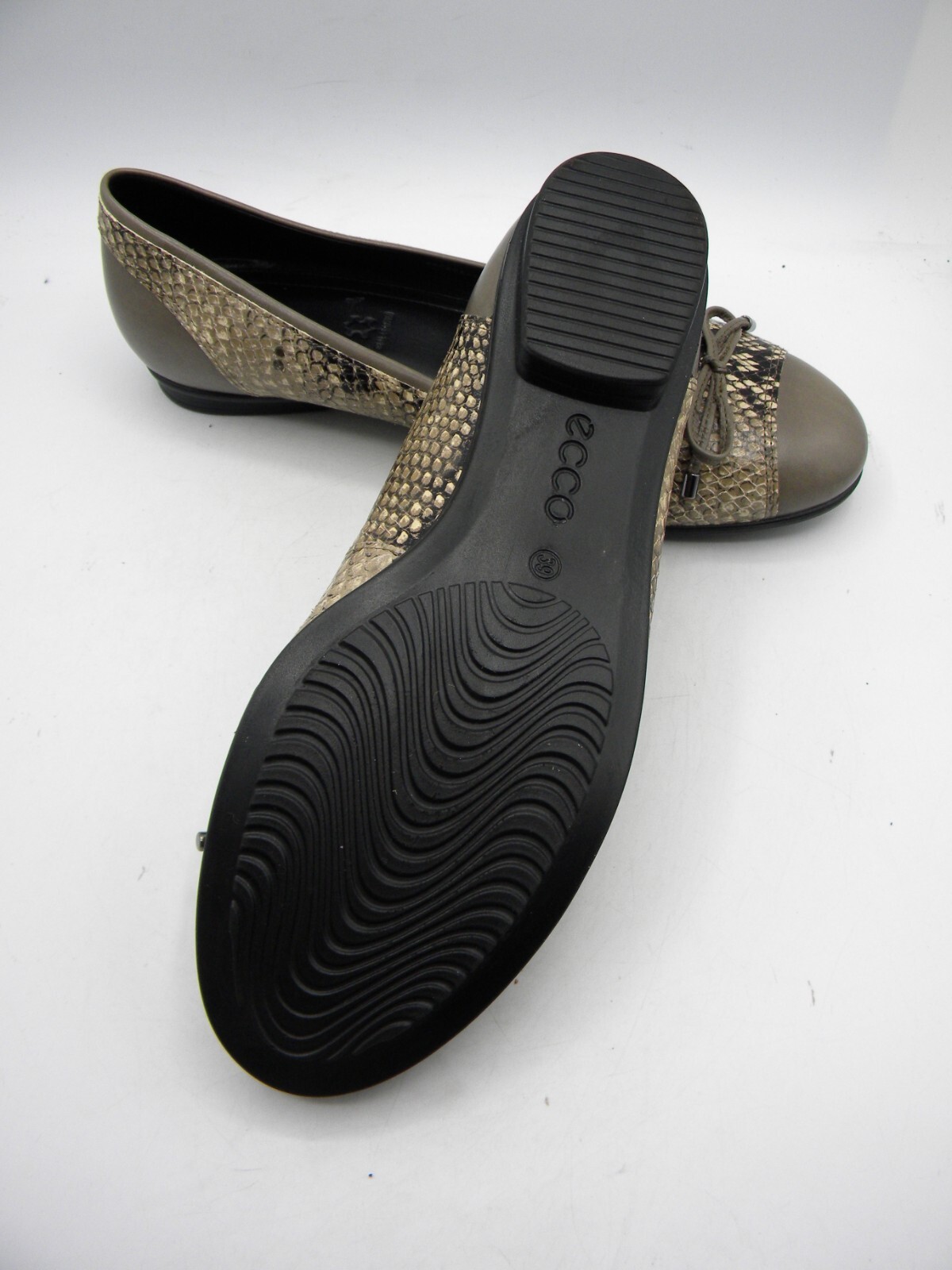 ECCO Touch Ballerina Snake Print Leather & Sage Cap Toe Ballet Flat Sz 39 NEW