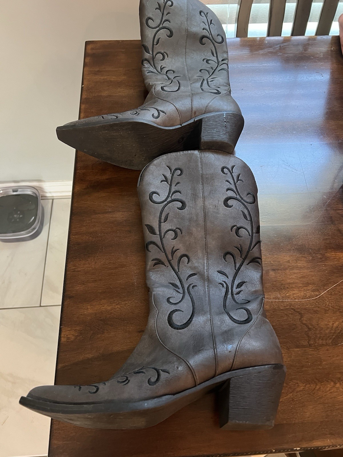 Ariat Women’s Boots