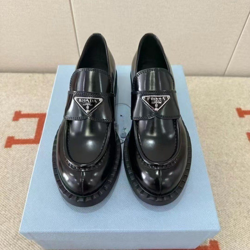 Classic Triangle Logo Casual Women’s Loafers Small Leather Shoes Size 35-40