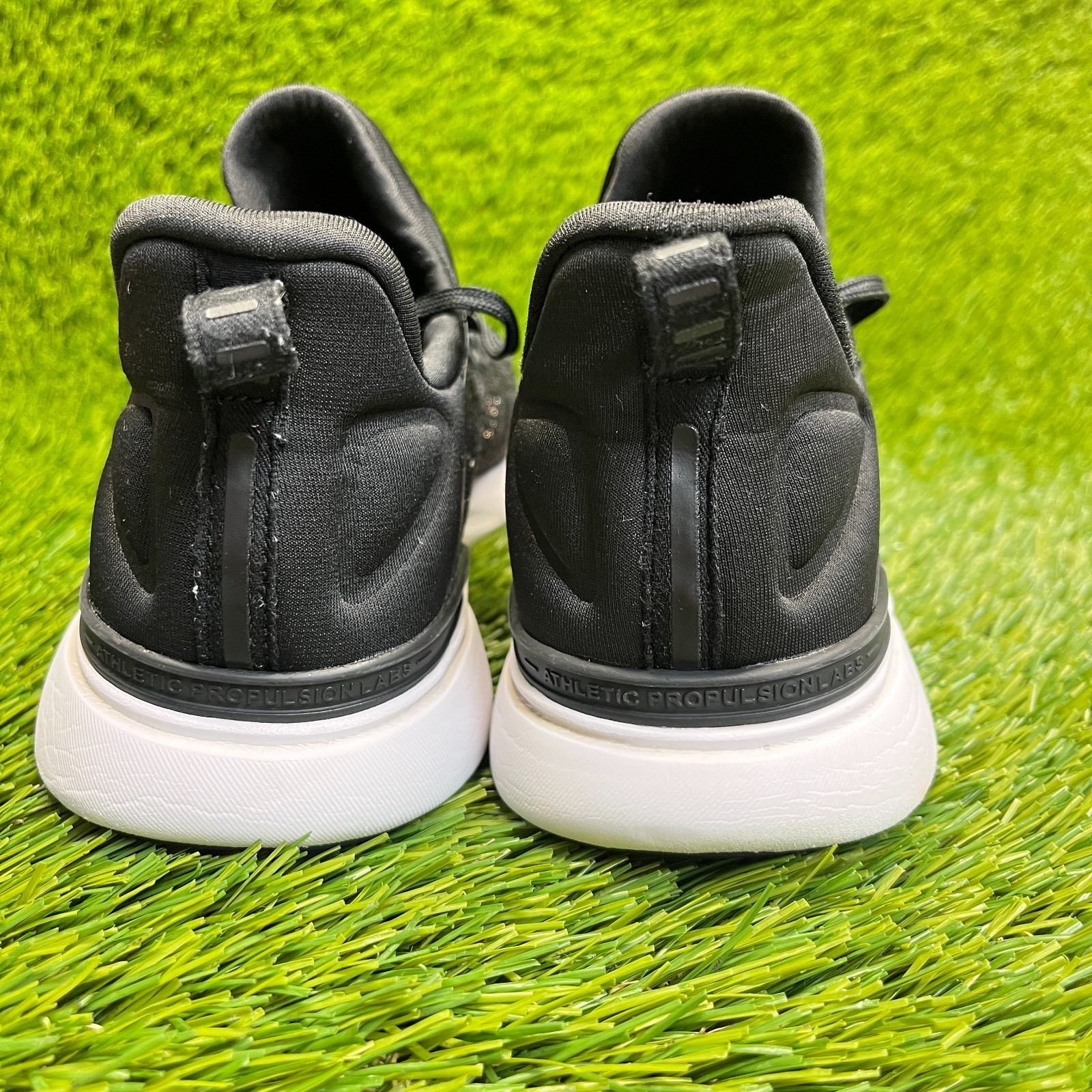 APL TechLoom Tracer Womens Size 8.5 Black White Athletic Running Shoes Sneakers