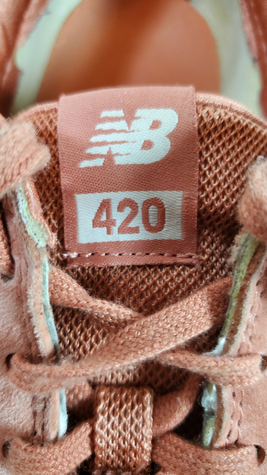 New Balance 420 Womens Pink Athletic Running Shoes WL420 US 9.5 EUC