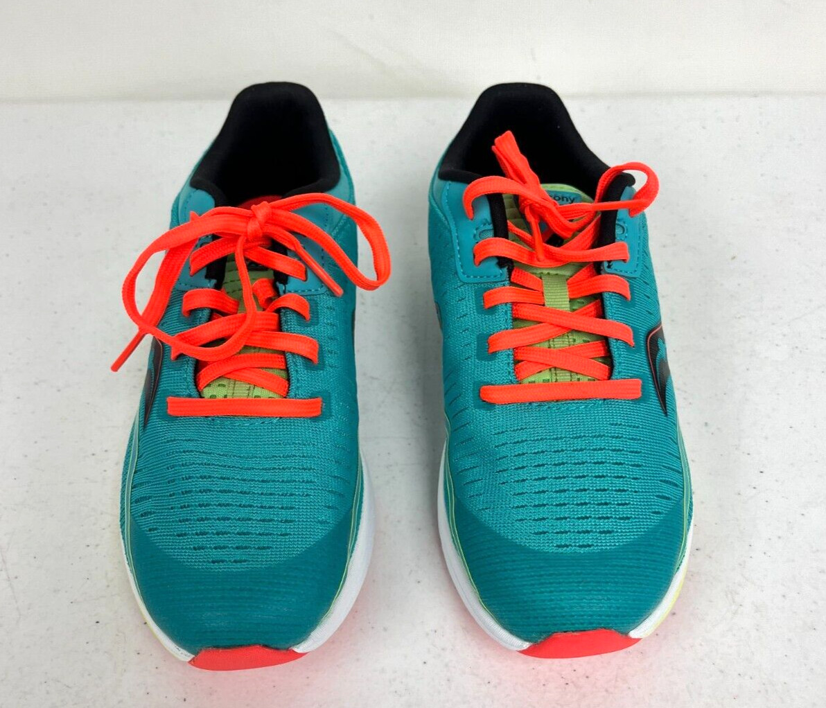 $55 Saucony Kinvara 11 Running Sneakers NIB Size 2,5,5.5,6 US US Girls Blue