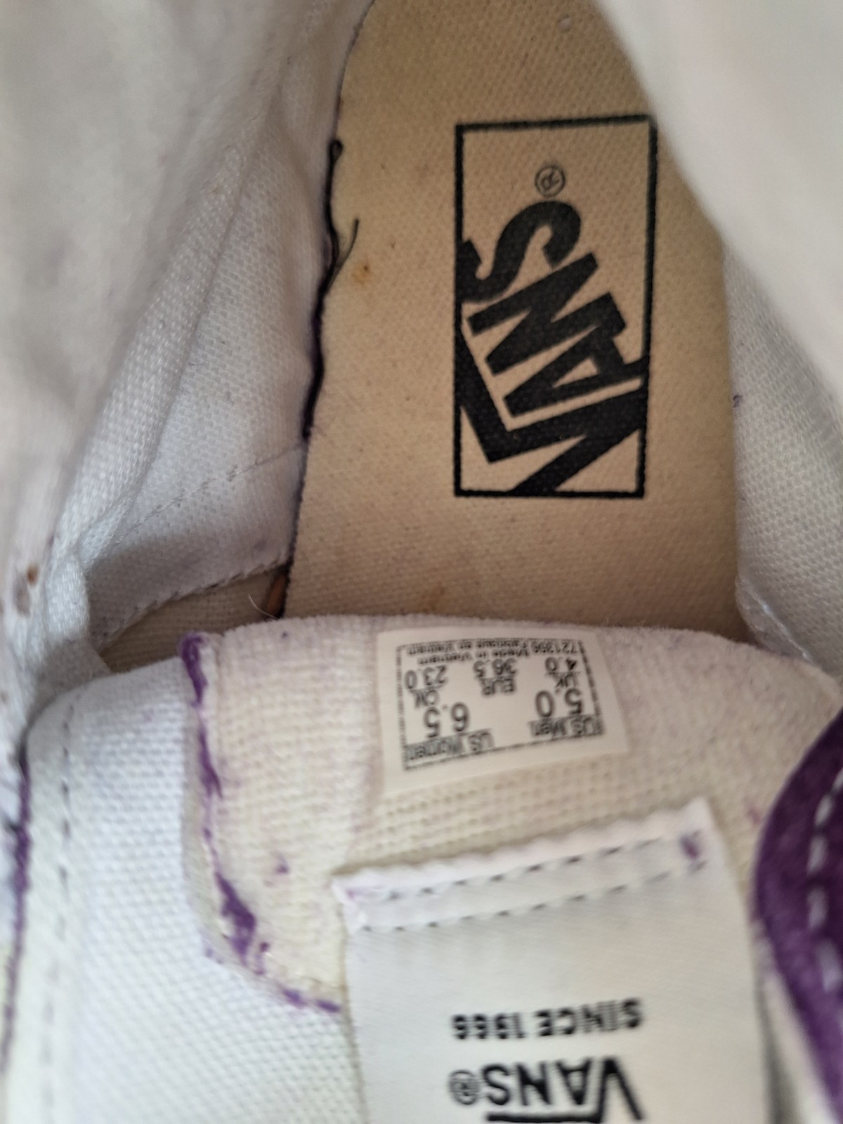 Men’s 5 WOMEN’s 6.5 PURPLE HIGH TOP VANS Shoes.