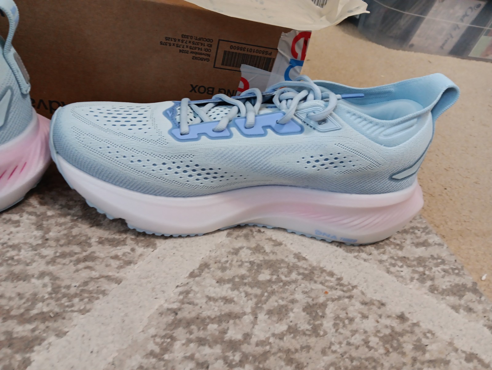 Brooks Womens GLYCERIN 23 Skyway Blazing Bell Pink Size 11B Medium 1204651b475