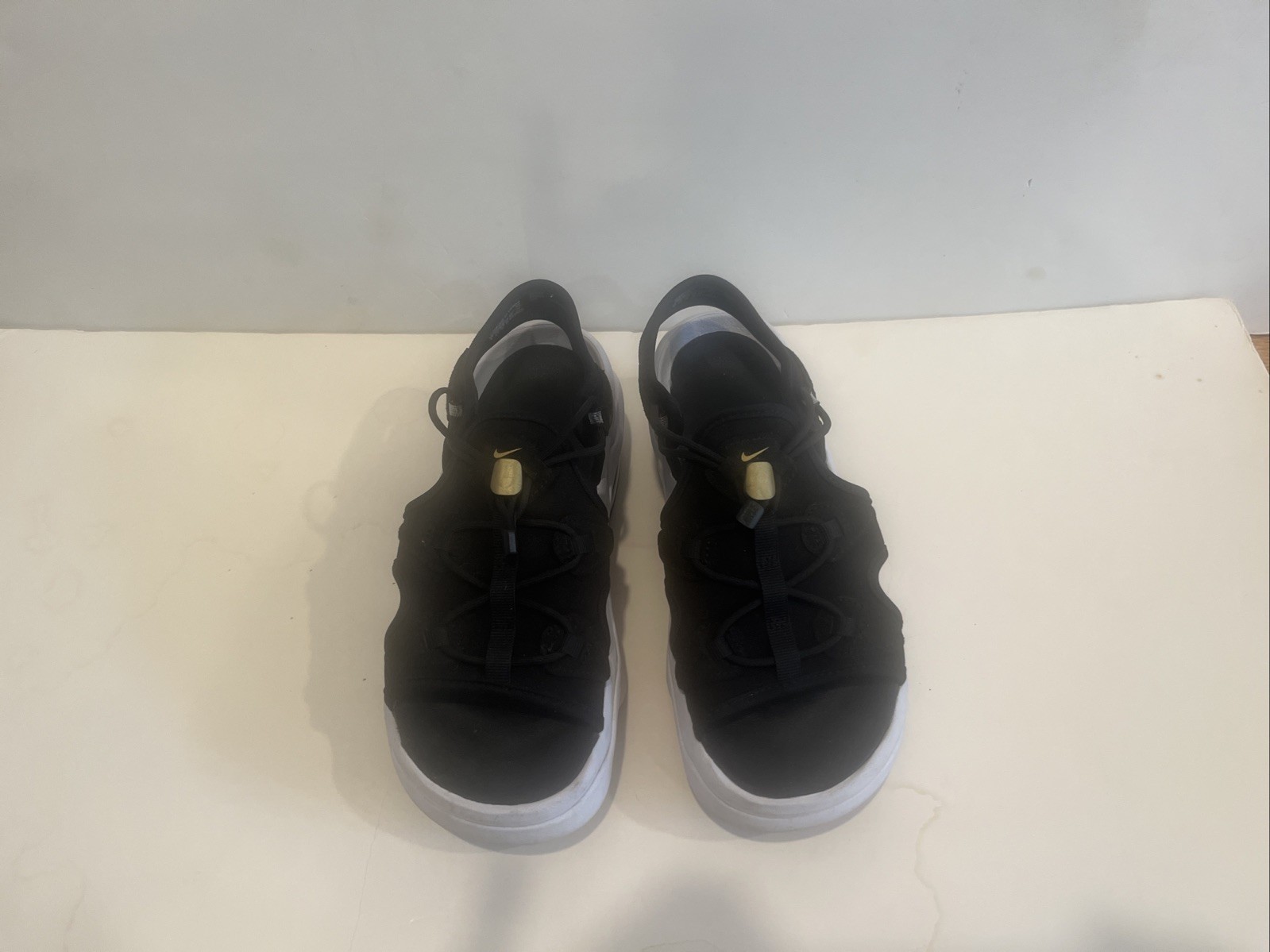 Nike Air Walk Platform Black And White Sandals Women’s Size 8