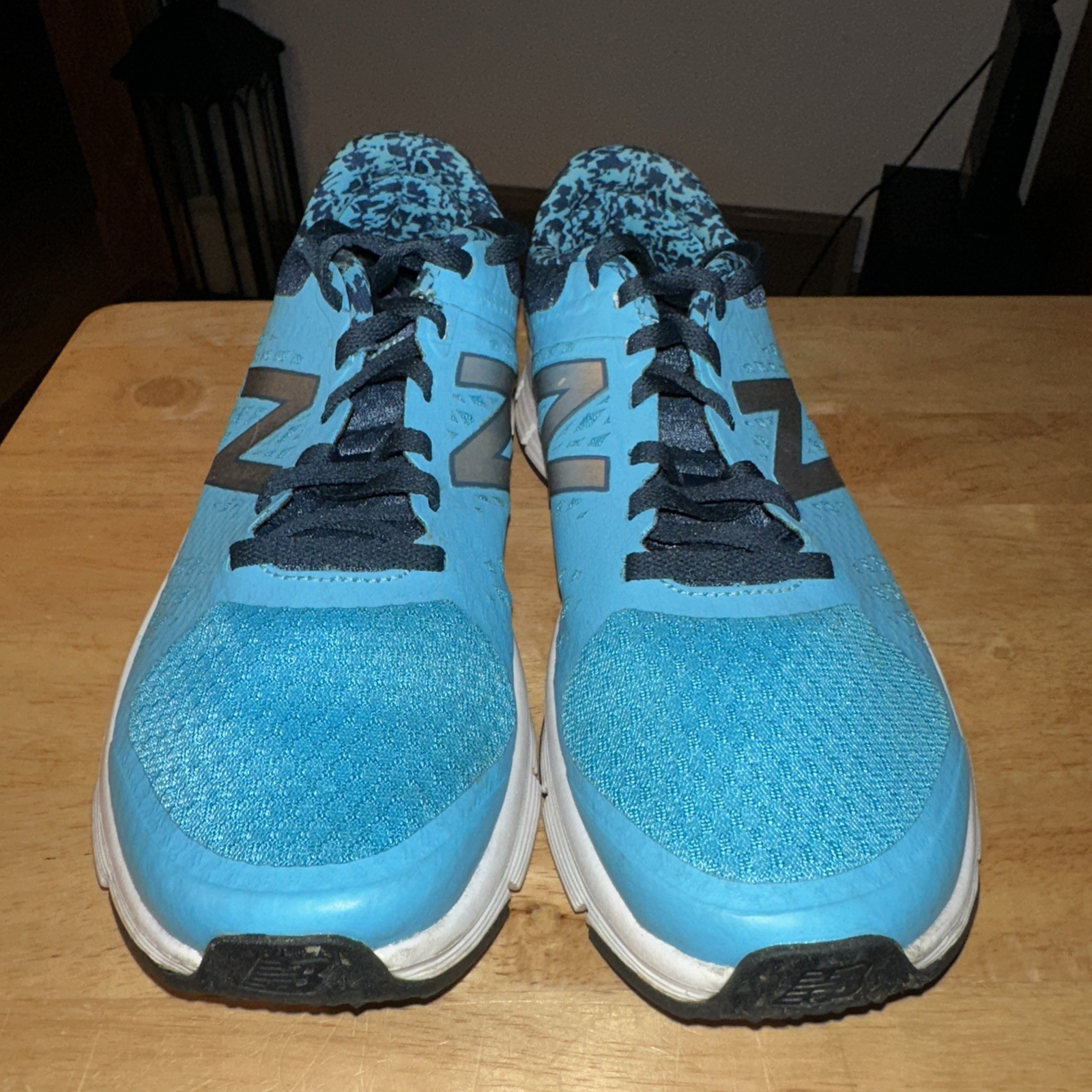 New Balance Women’s 771 V2 running shoes in aqua blue. Size 9 Pre Owned