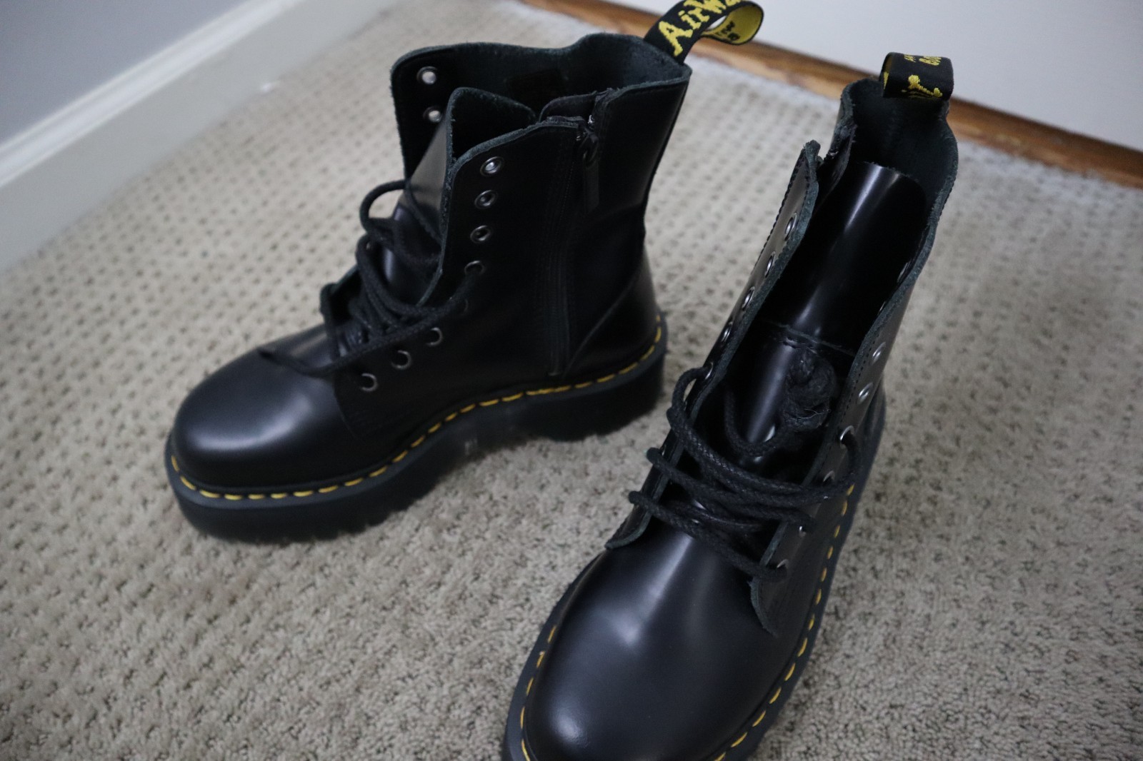 Doc Martens Size 8 Jadon Smooth Platform Boots