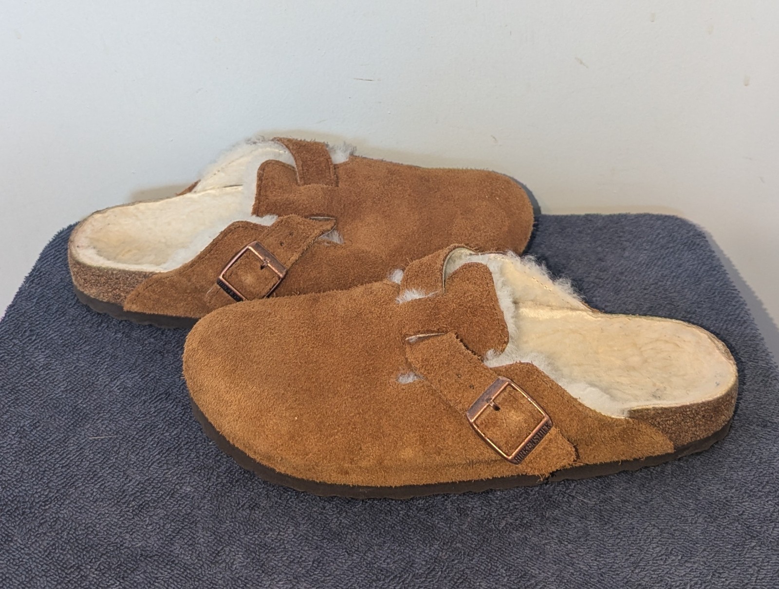 Birkenstock Boston Shearling Clogs Womens Size EU 39 US 8 Mink Suede Narrow