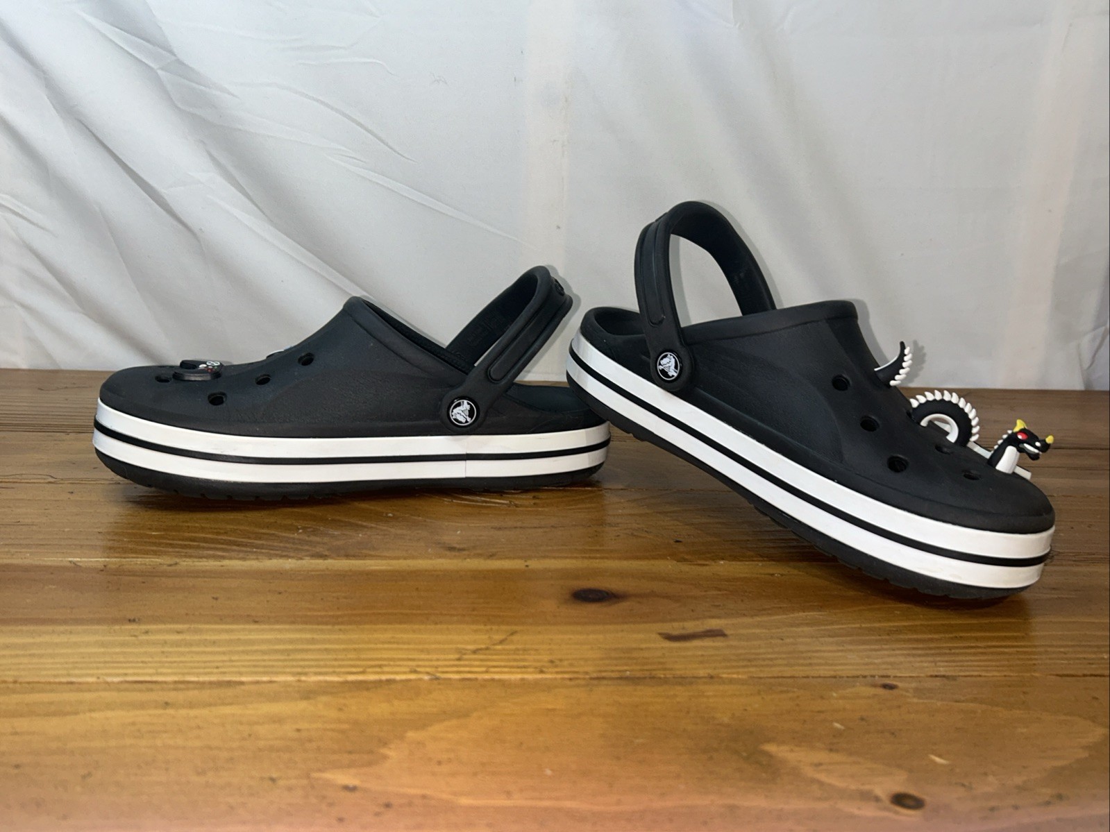 Crocs Comfort Shoes W/10 – M/8 Bayaband Clogs Iconic Slip On Black White