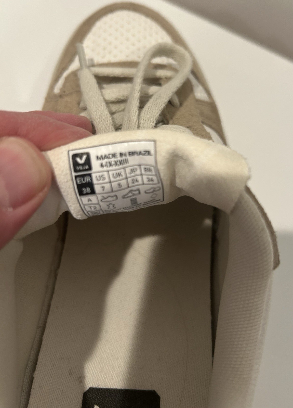 VEJA V-10 Women’s US 7 EU 38 White Beige Green Leather Suede Sneakers