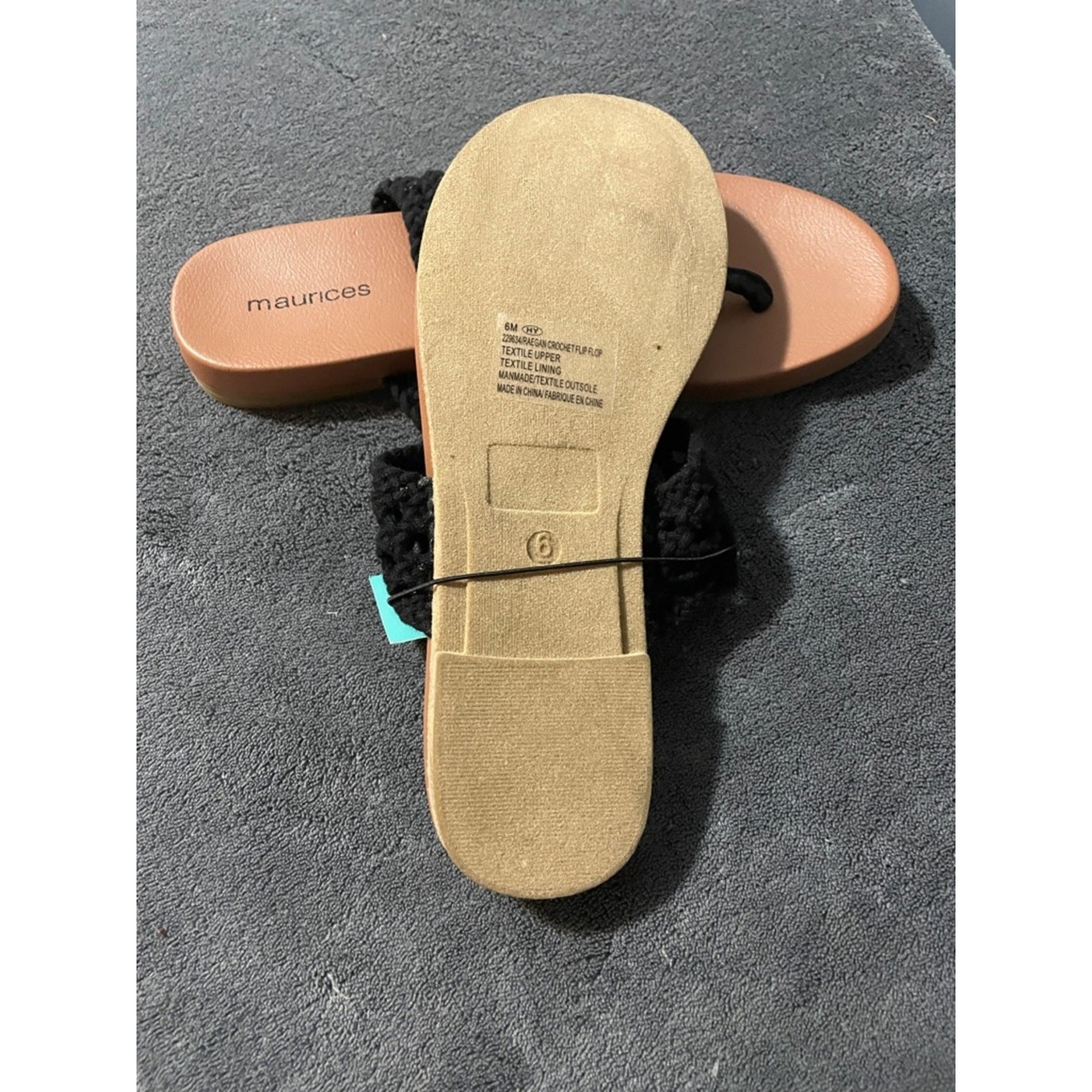 Maurices Black Crochet Toe-Post Slide Sandals with Tan Footbed Size 6