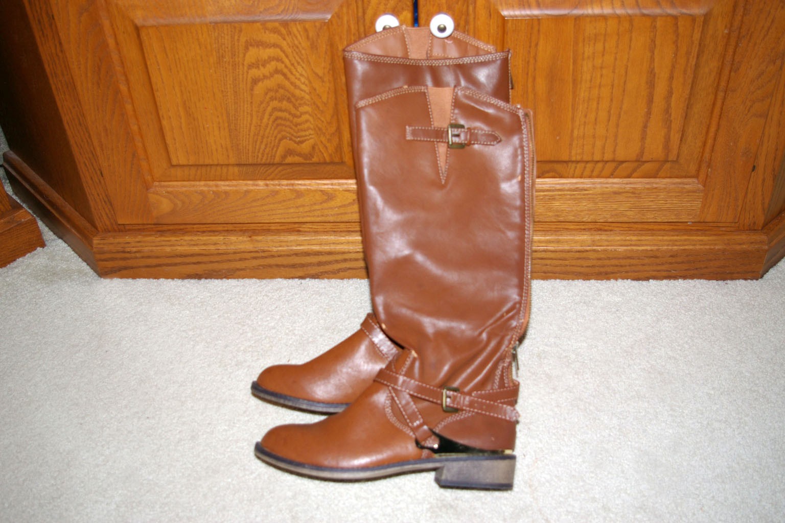 SM New York Dixie Tall Riding Boots Brown Zipper Strap Buckle Women 8 NWOB FLAWS