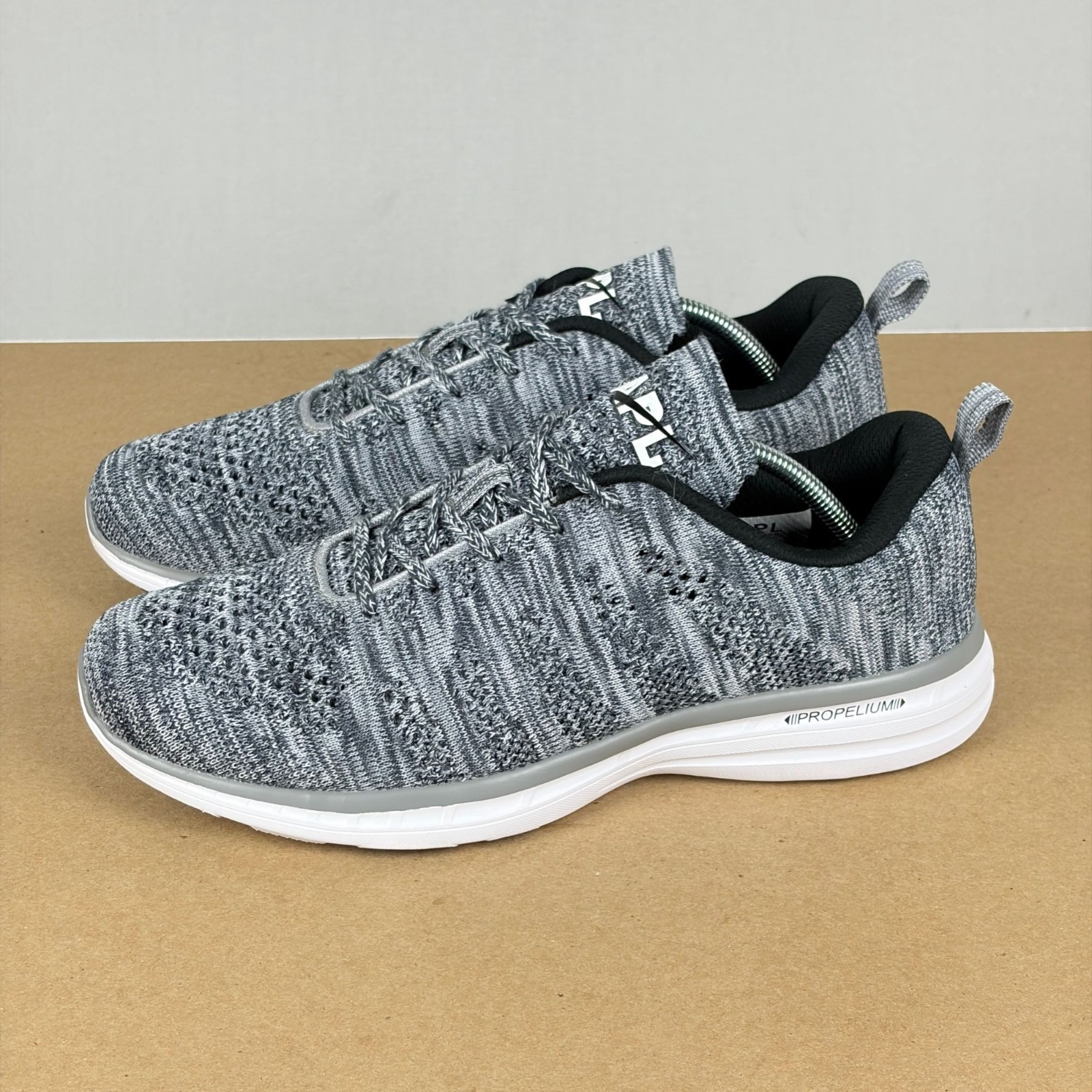 APL Techloom Pro Athletic Running Shoes Womens 10 Gray Heathered Knit Low Top