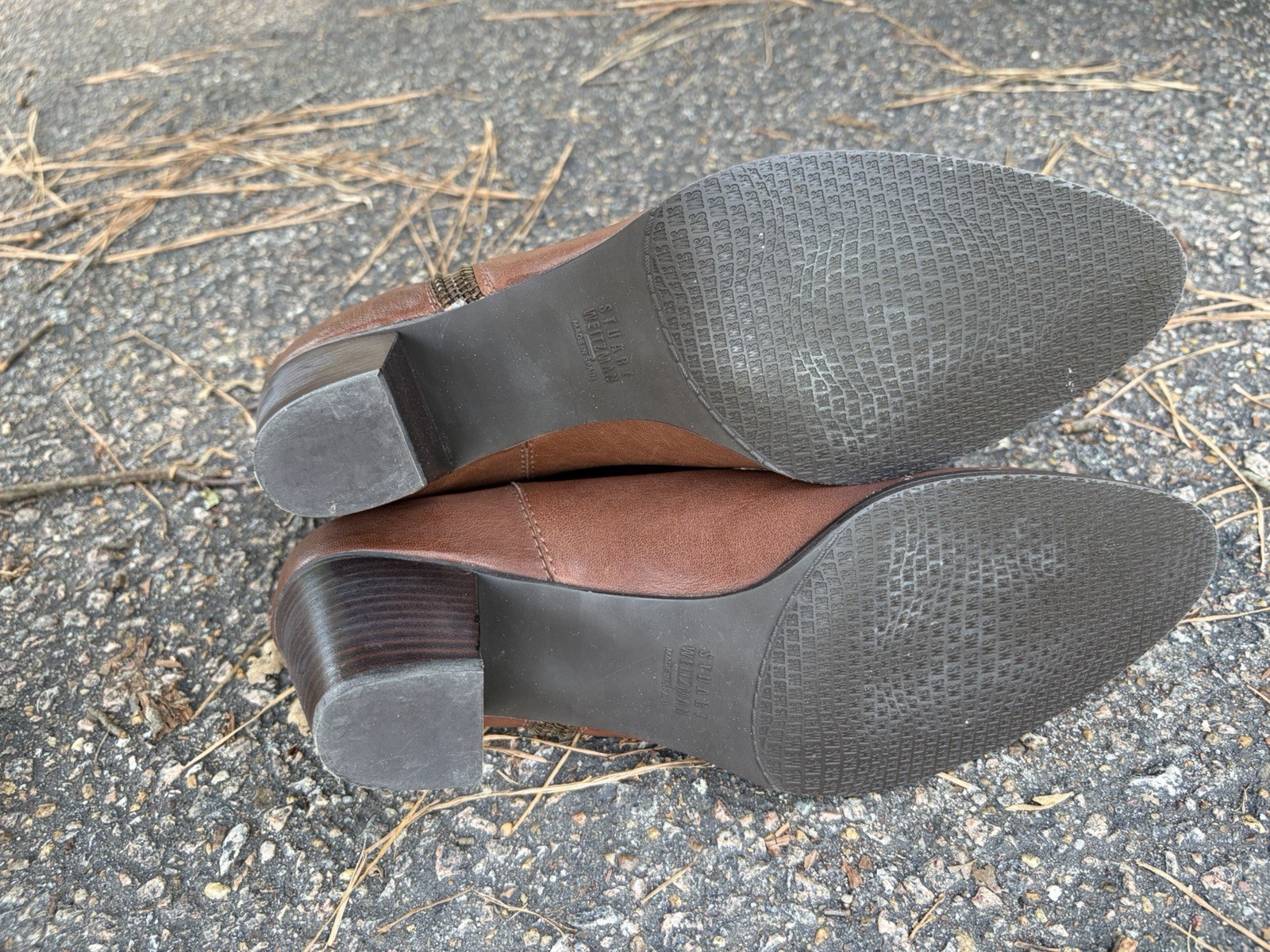 Stuart Weitzman NWOB Women’s Brown Leather Zip Booties With Block Heel Size 12M