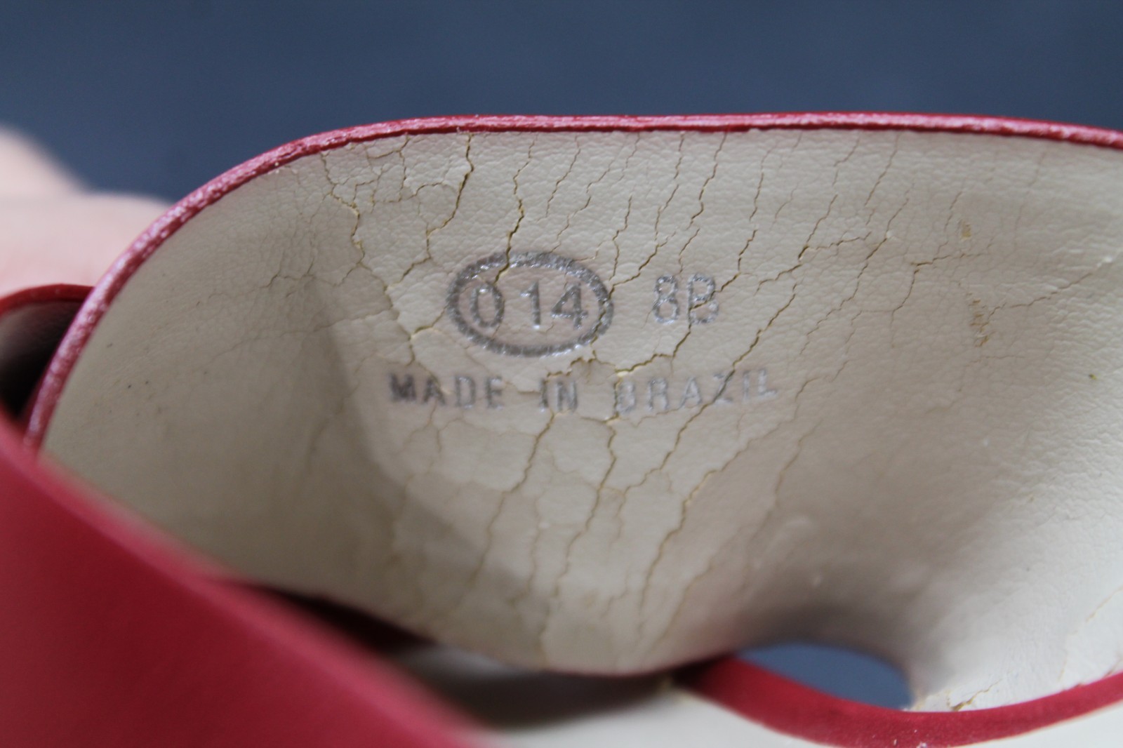 Talbots Red Leather Toe Loop Slide Kitten Sandals Women’s Size 8B Made In Brazil
